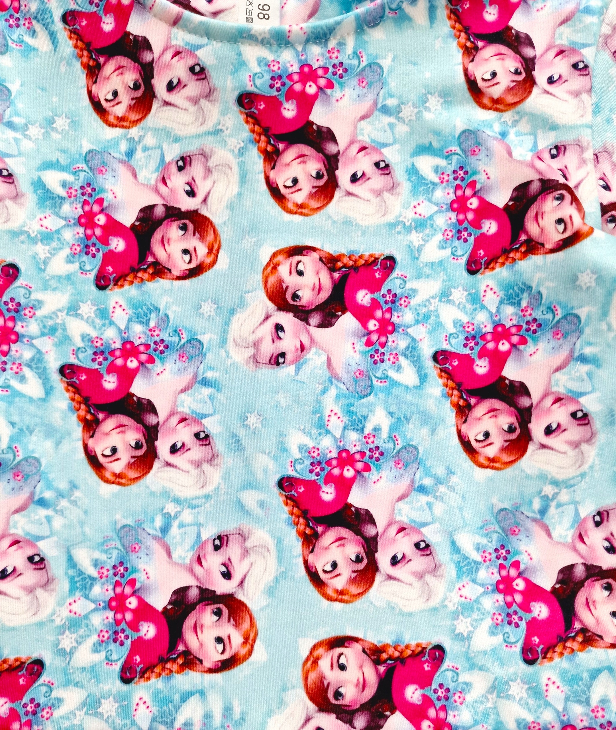 SUKIENKA 128 KRAINA LODU ELSA I ANNA FROZEN WESELE Marka Inna marka