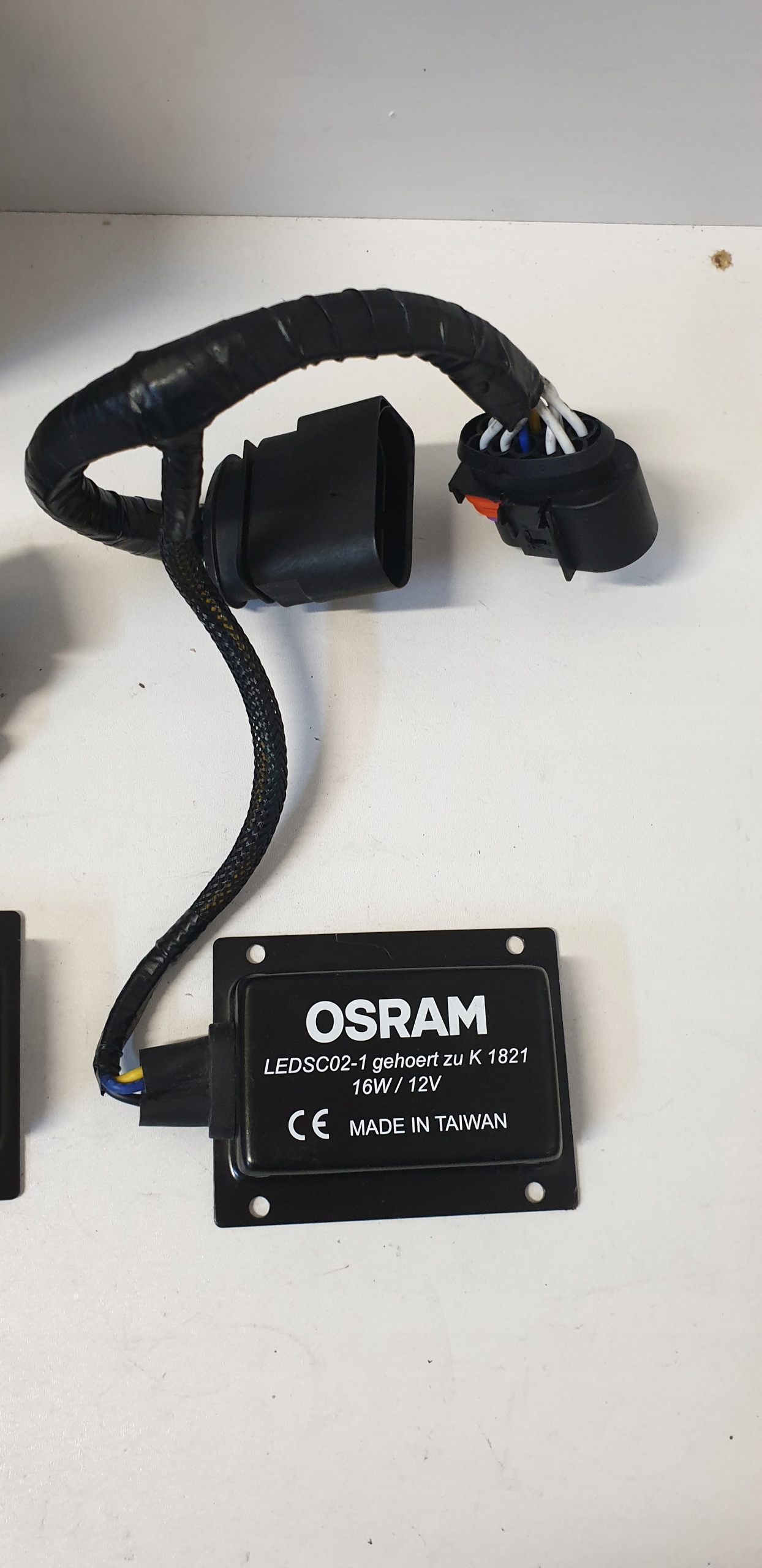 ADAPTER LEDRIVING SMART CANBUS OSRAM LEDSC02-1 LEDSC02 za 89 zł z Dąbrowa  Tarnowska -  - (14786146225)