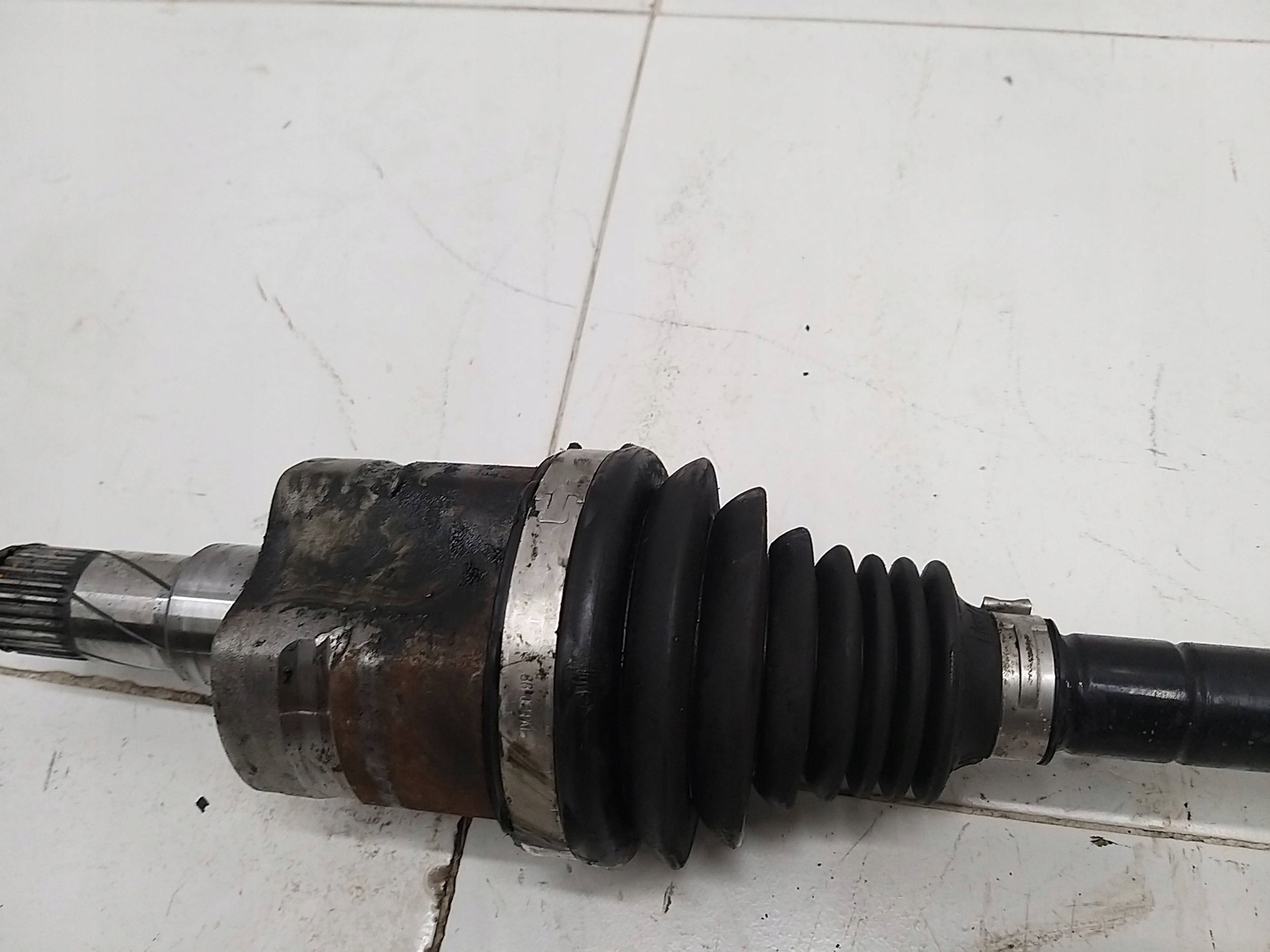 OPEL CORSA E 1.4 T semi-axis left front front 13149834 14-19R