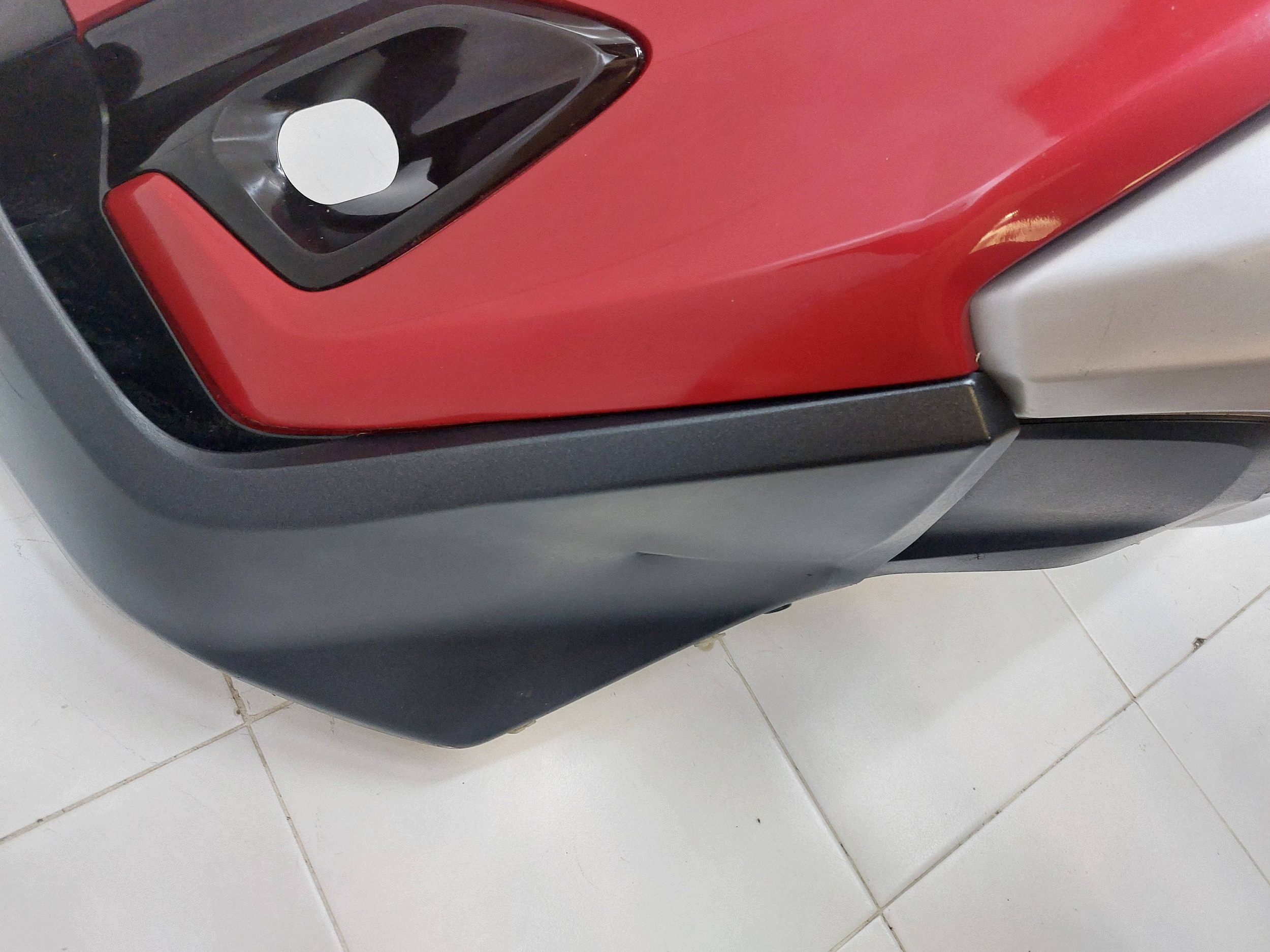 TOYOTA HILUX IX 9 GR SPORT 2025 -> bumper front front