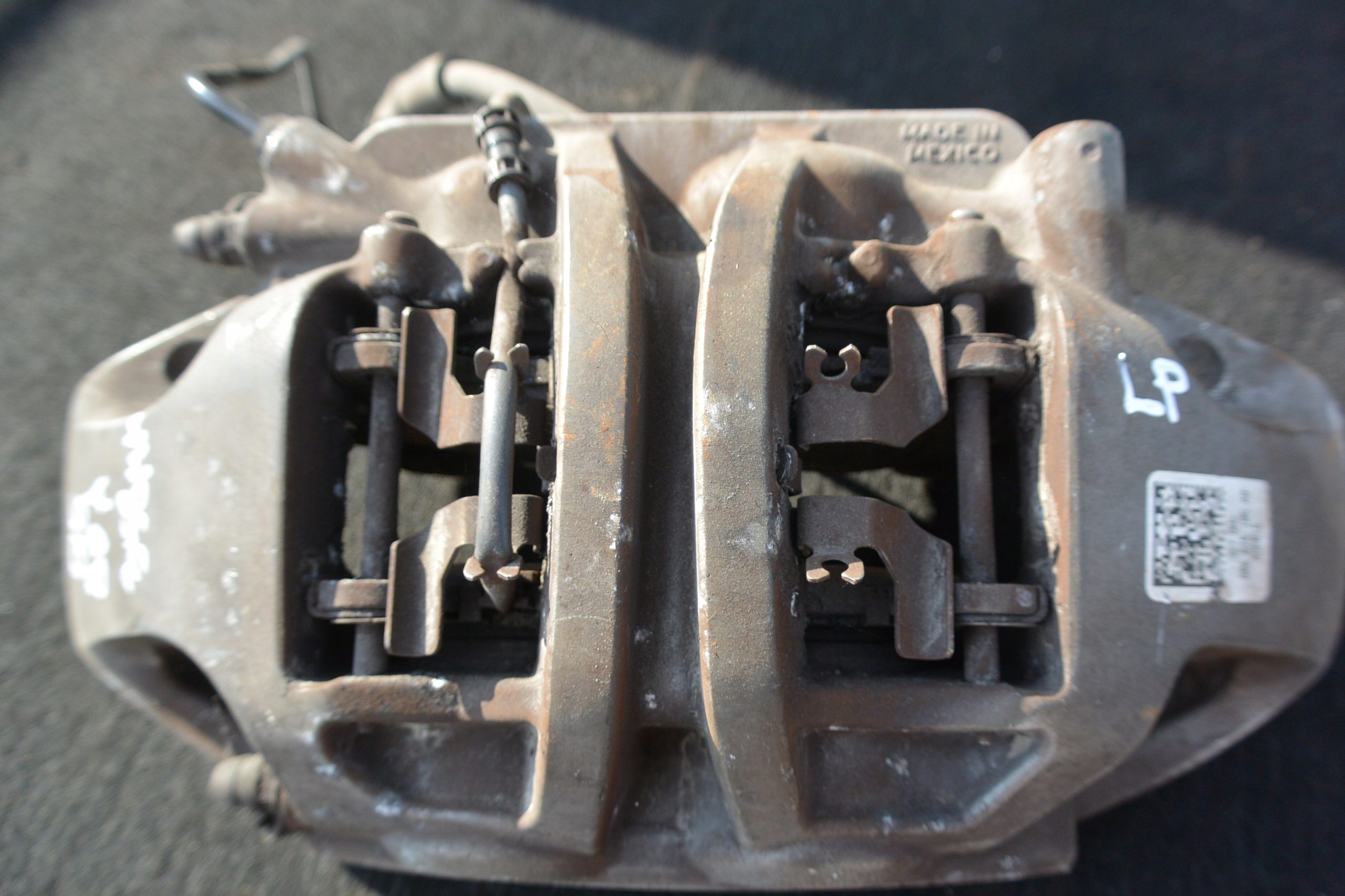 caliper brake left front AUDI Q5 80A 338MM