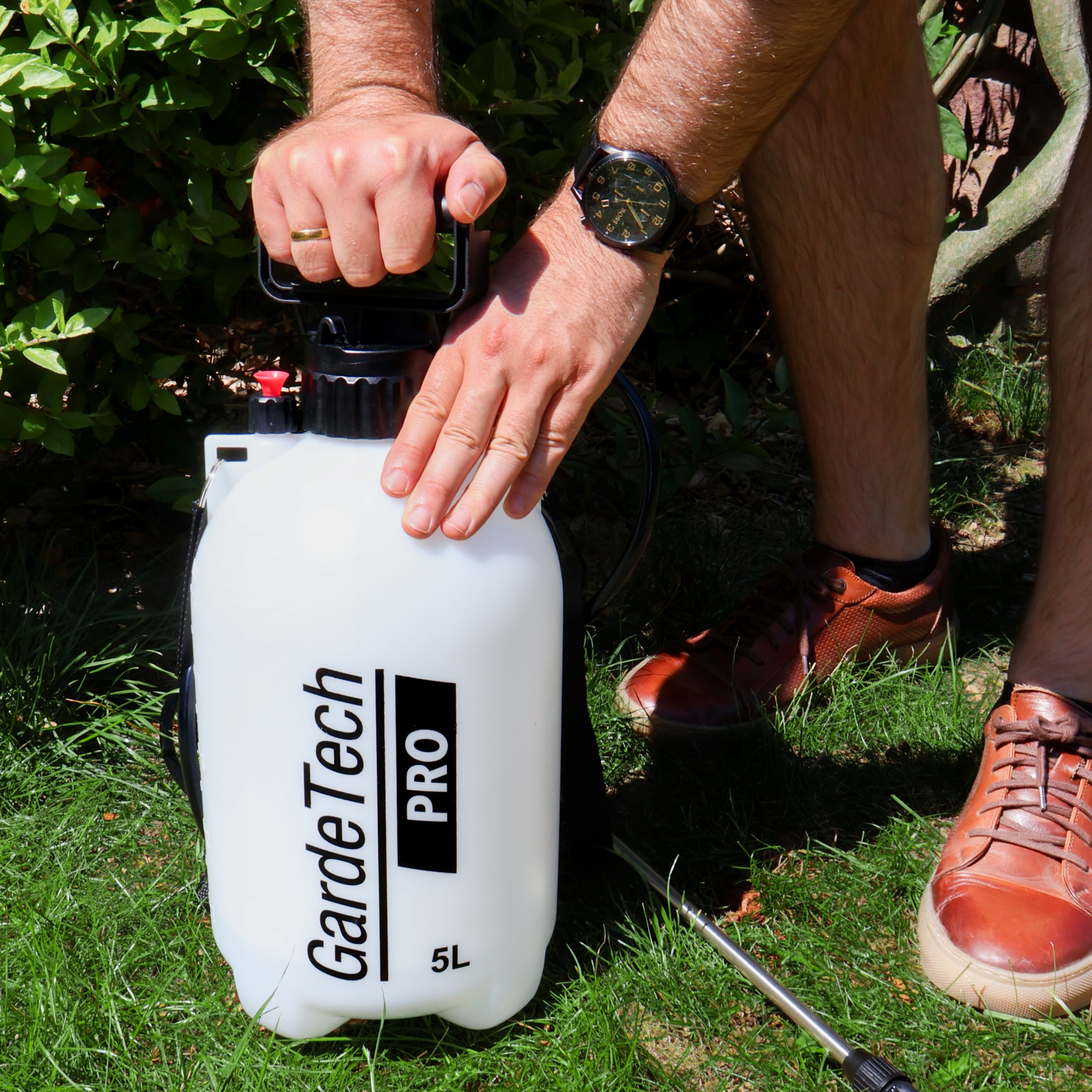 OPRYSKIWACZ RĘCZNY DŁUGA 166 CM LANCA STALOWA CIŚNIENIOWY 5L 2 DYSZE Pojemność zbiornika 5 l