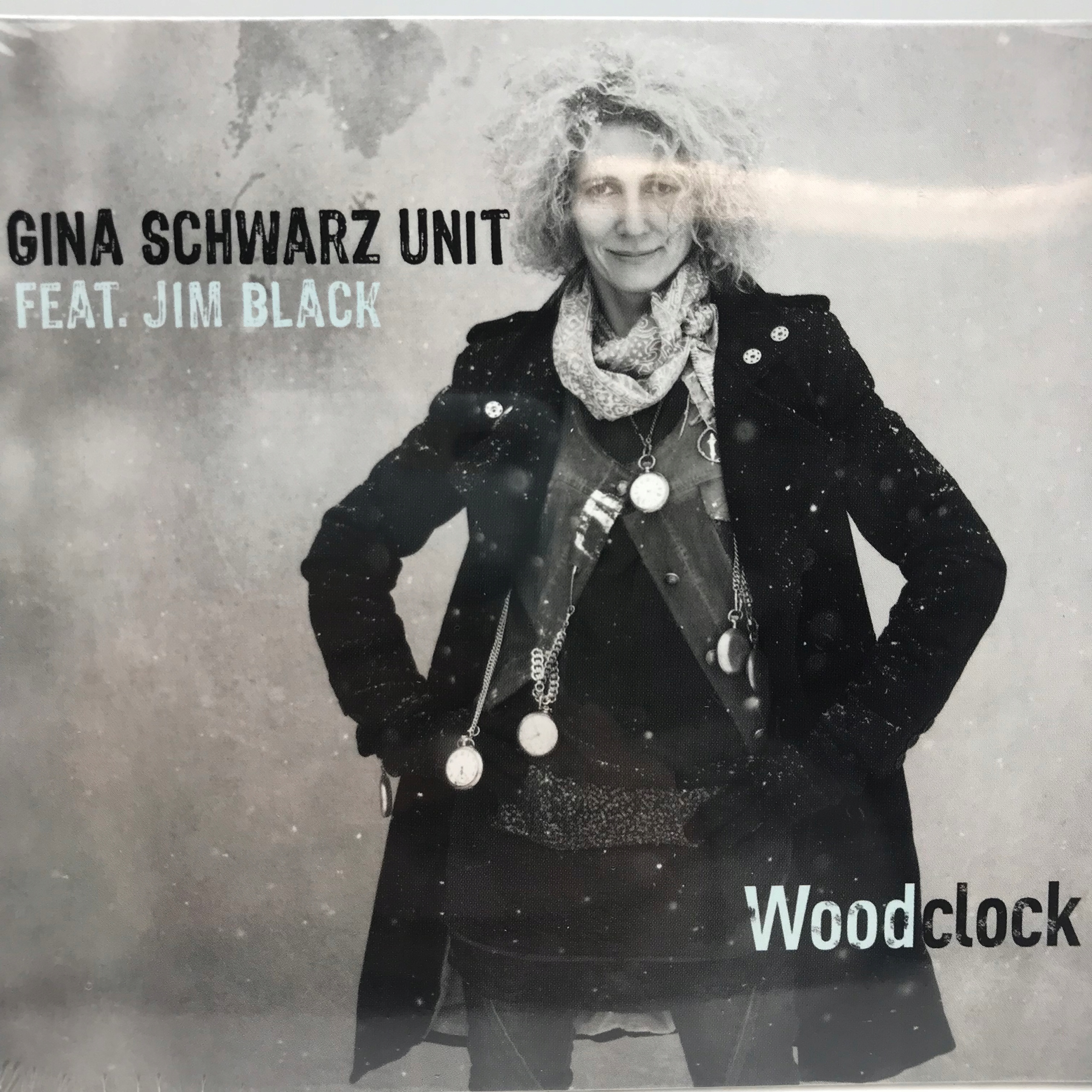 CD Gina Schwarz Unit Woodclock