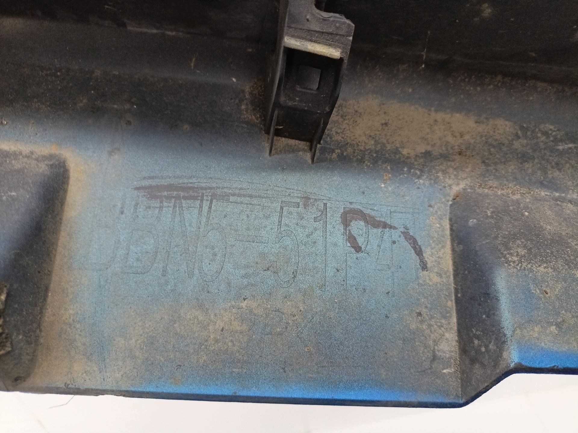 moulding threshold exterior right side Mazda 3 2 BL 2010 BBN5-51P41
