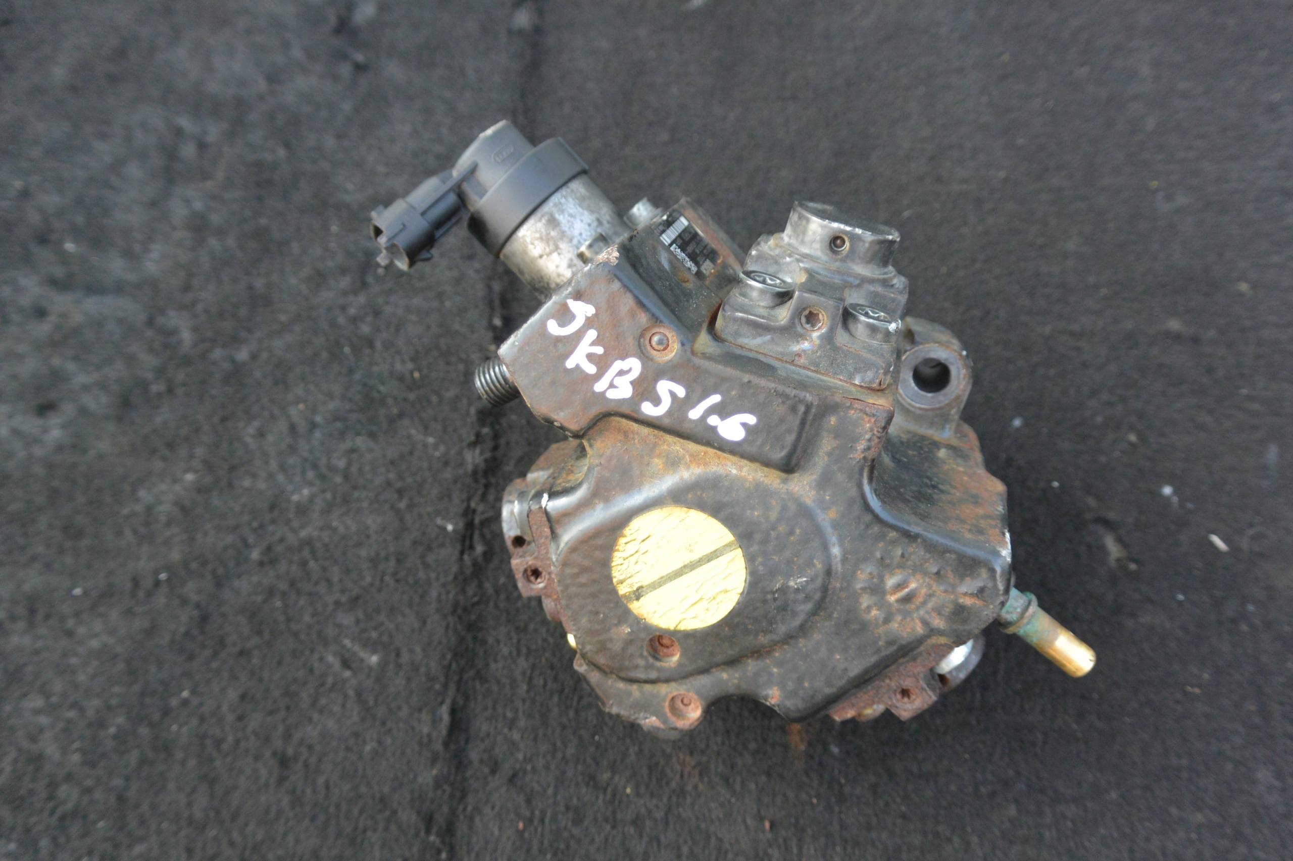 Einspritzpumpe RENAULT TRAFIC III OPEL VIVARO B 14R.- 1.6 DCIG