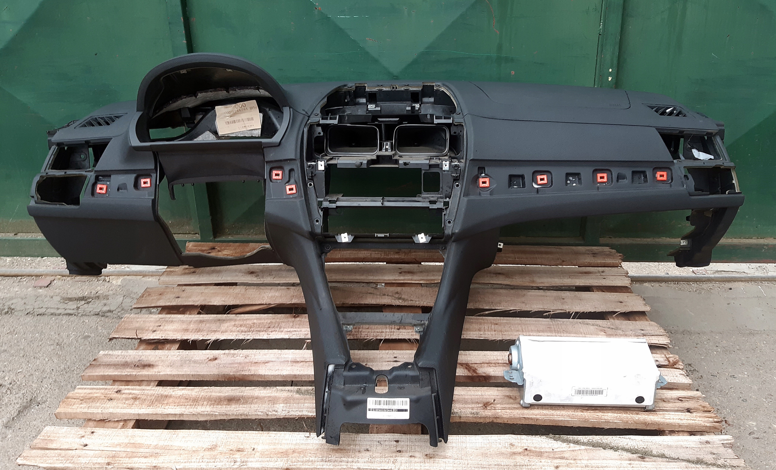 BMW X3 E83 dashboard console airbag of the passenger EUROPA