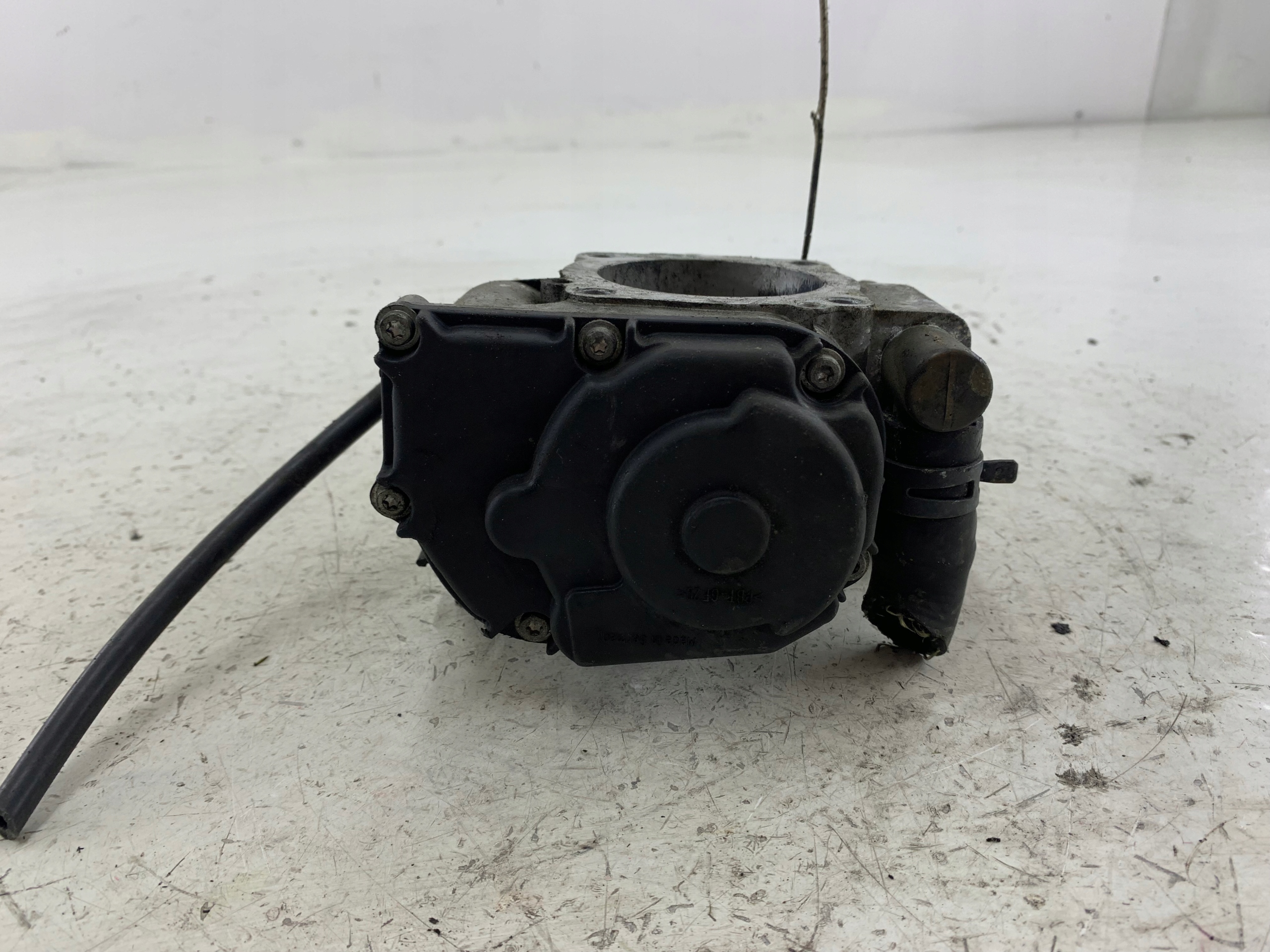 AUDI A4 B5 1.8 T Valvola a farfalla 058133063F