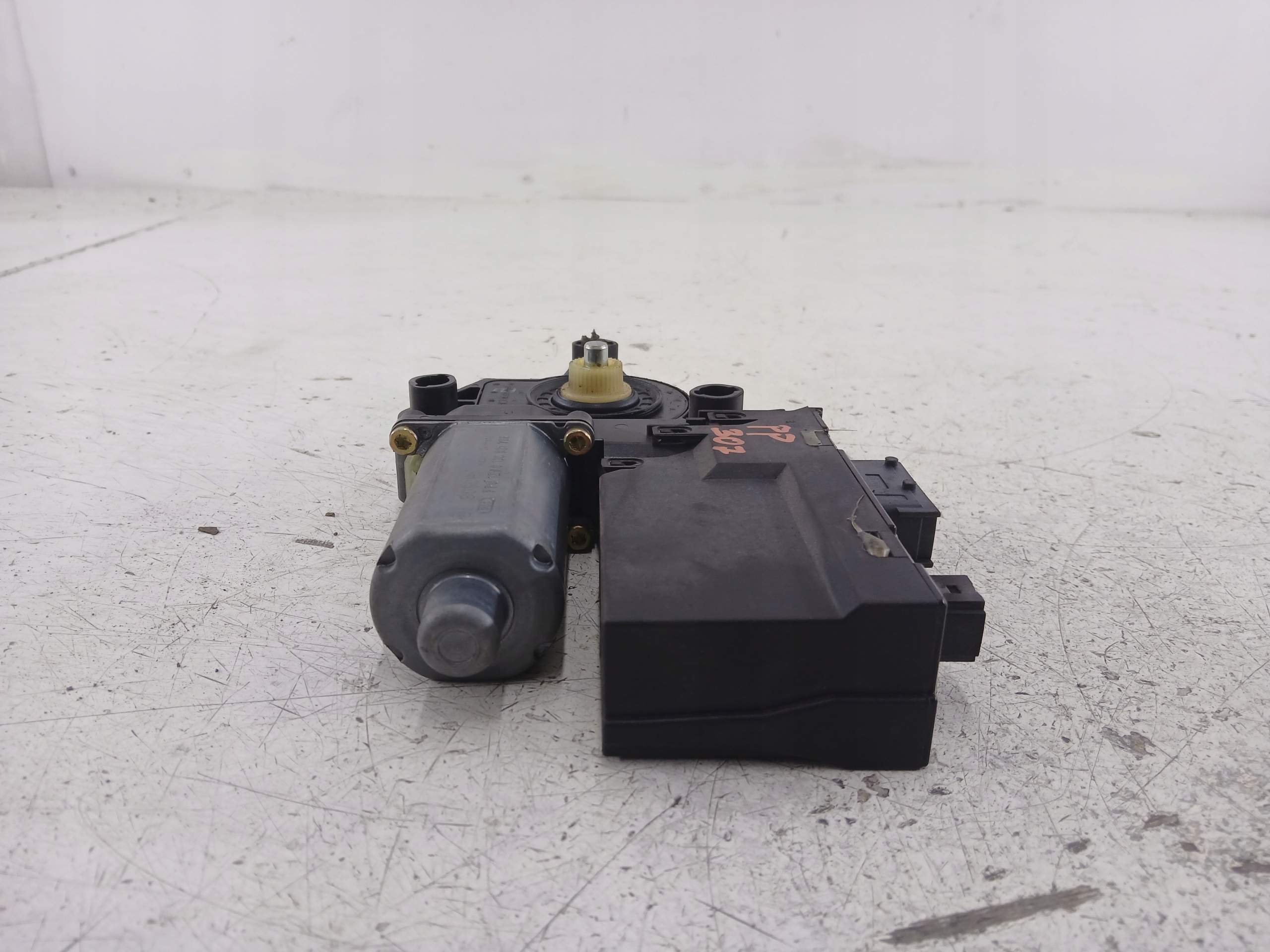 PEUGEOT 307 mini motor windows right front 9637131180