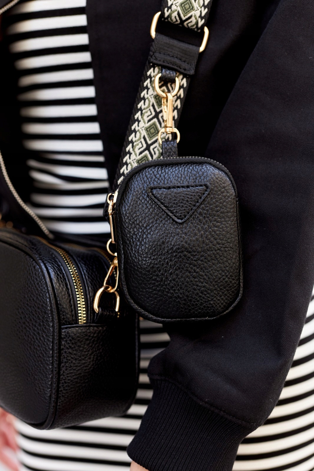 Rovicky torebka damska mała pojemna listonoszka na suwak + portmonetka Cechy dodatkowe kieszonka na telefon