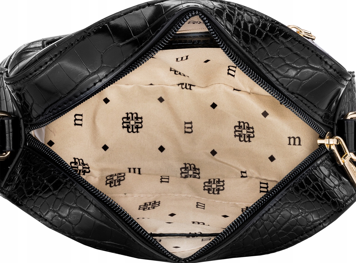 TOREBKA MONNARI Listonoszka CZARNA CROCO ZŁOTE LOGO LOGOWANY PASEK Model BAG2170-M20