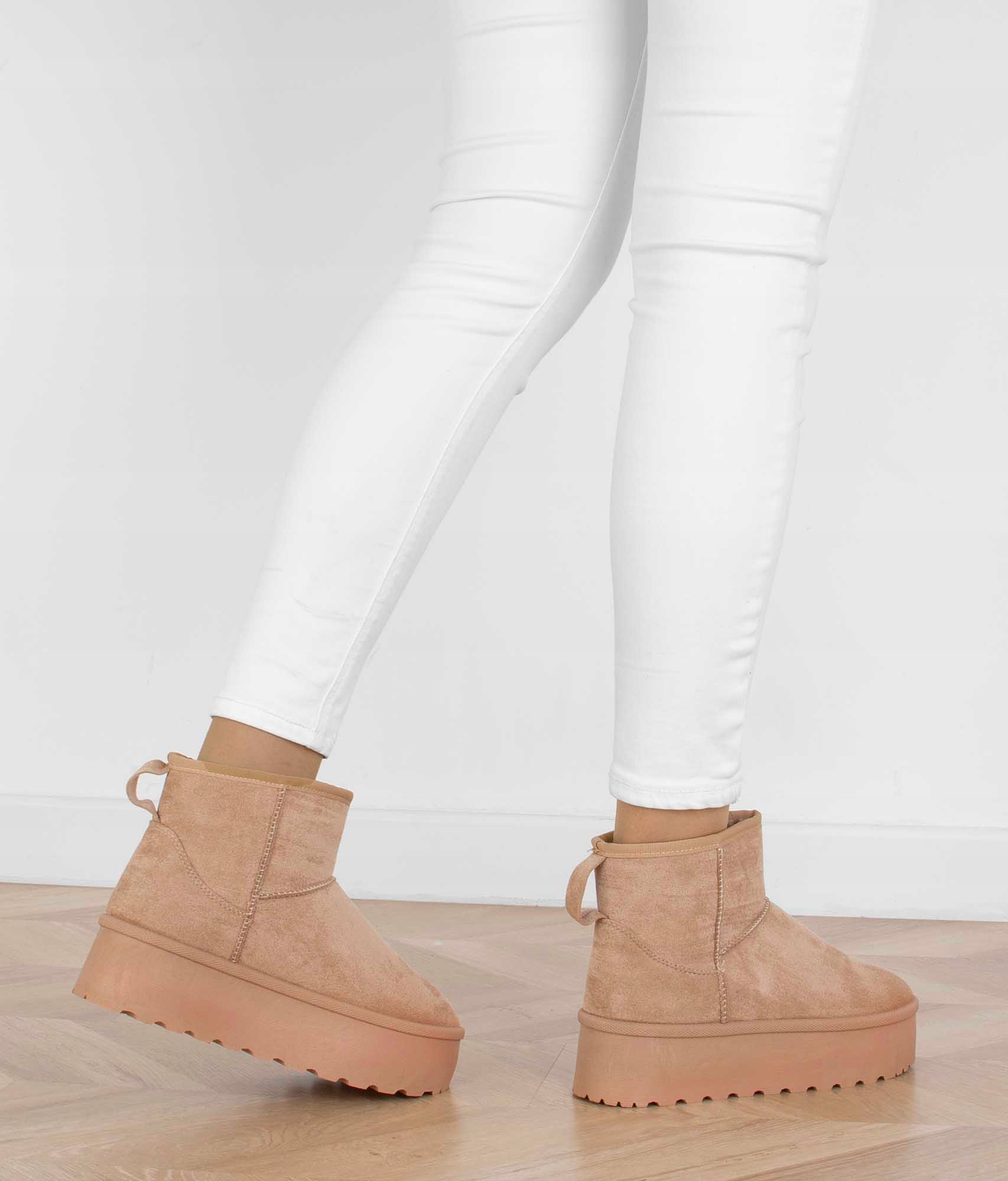 ŚNIEGOWCE BEŻOWE OCIEPLANE KHAKI BOTKI NA PLATFORMIE 40 Długość wkładki 25.5 cm