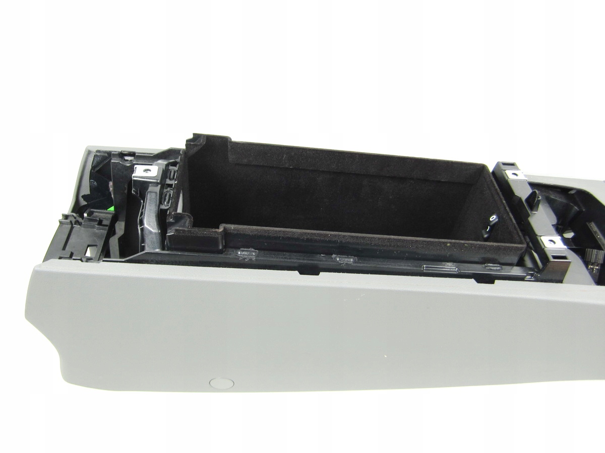 Tunel mitte Mercedes W221 grau