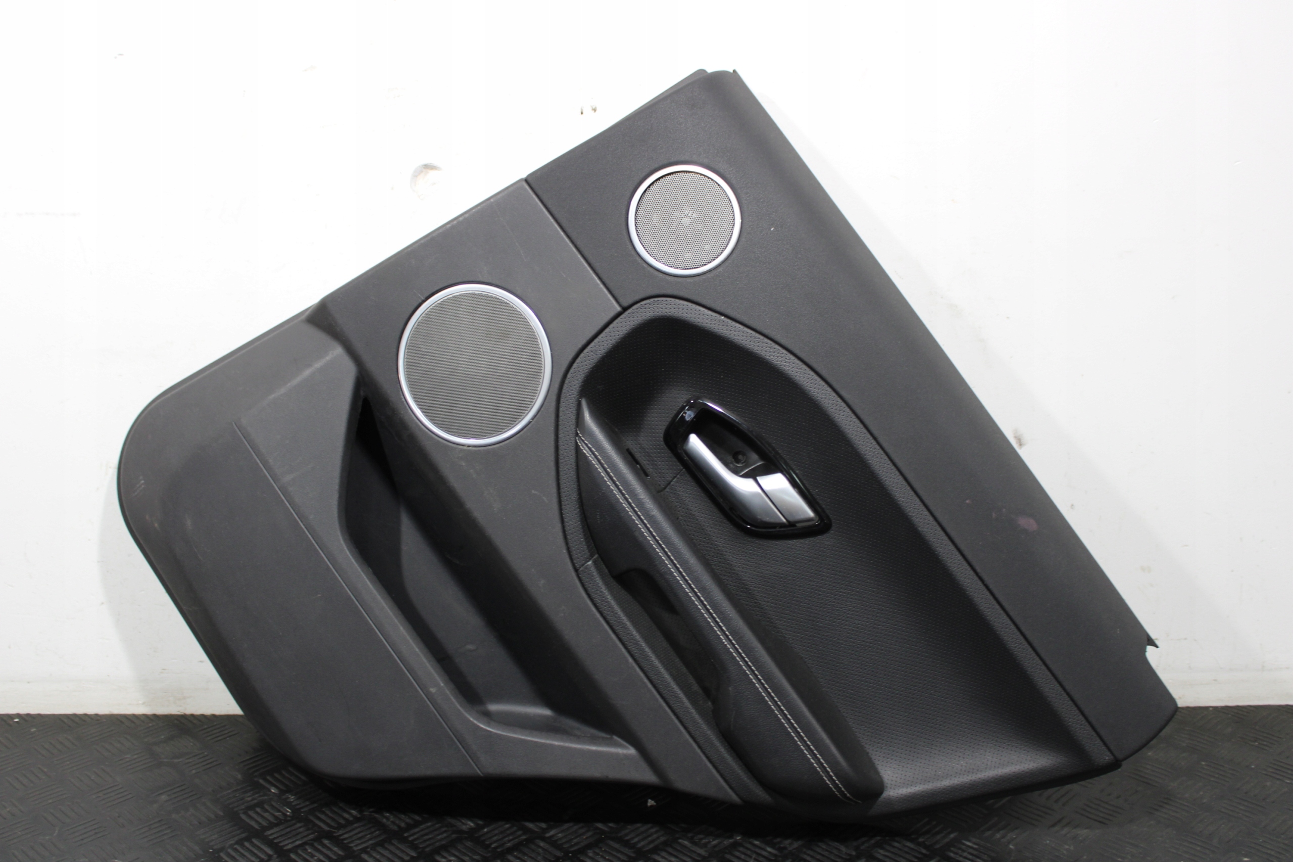upholstery side door right rear part LAND ROVER EVOQUE L538