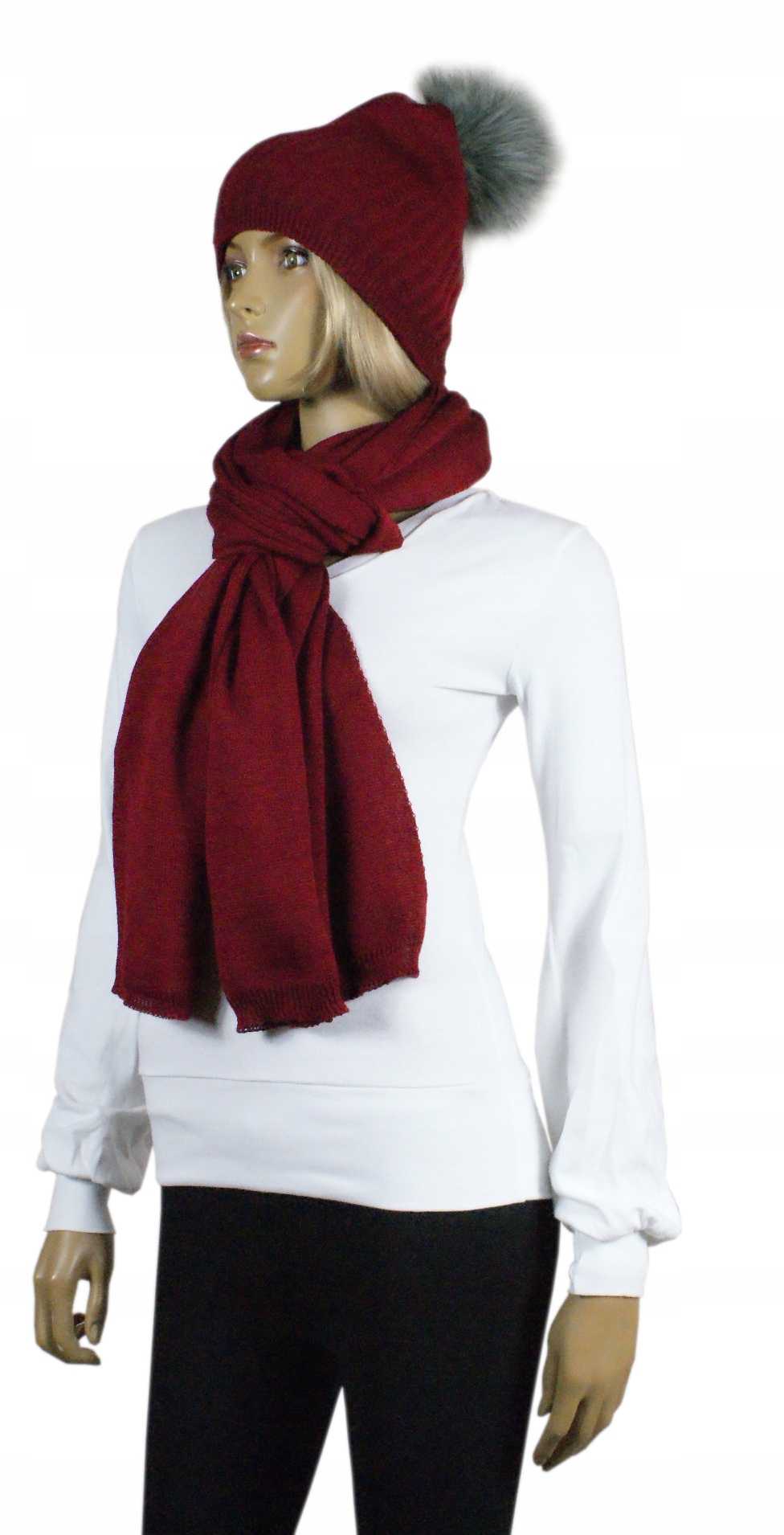 В # комплект шапка с кисточкой + шарф # 44 пол женский продукт