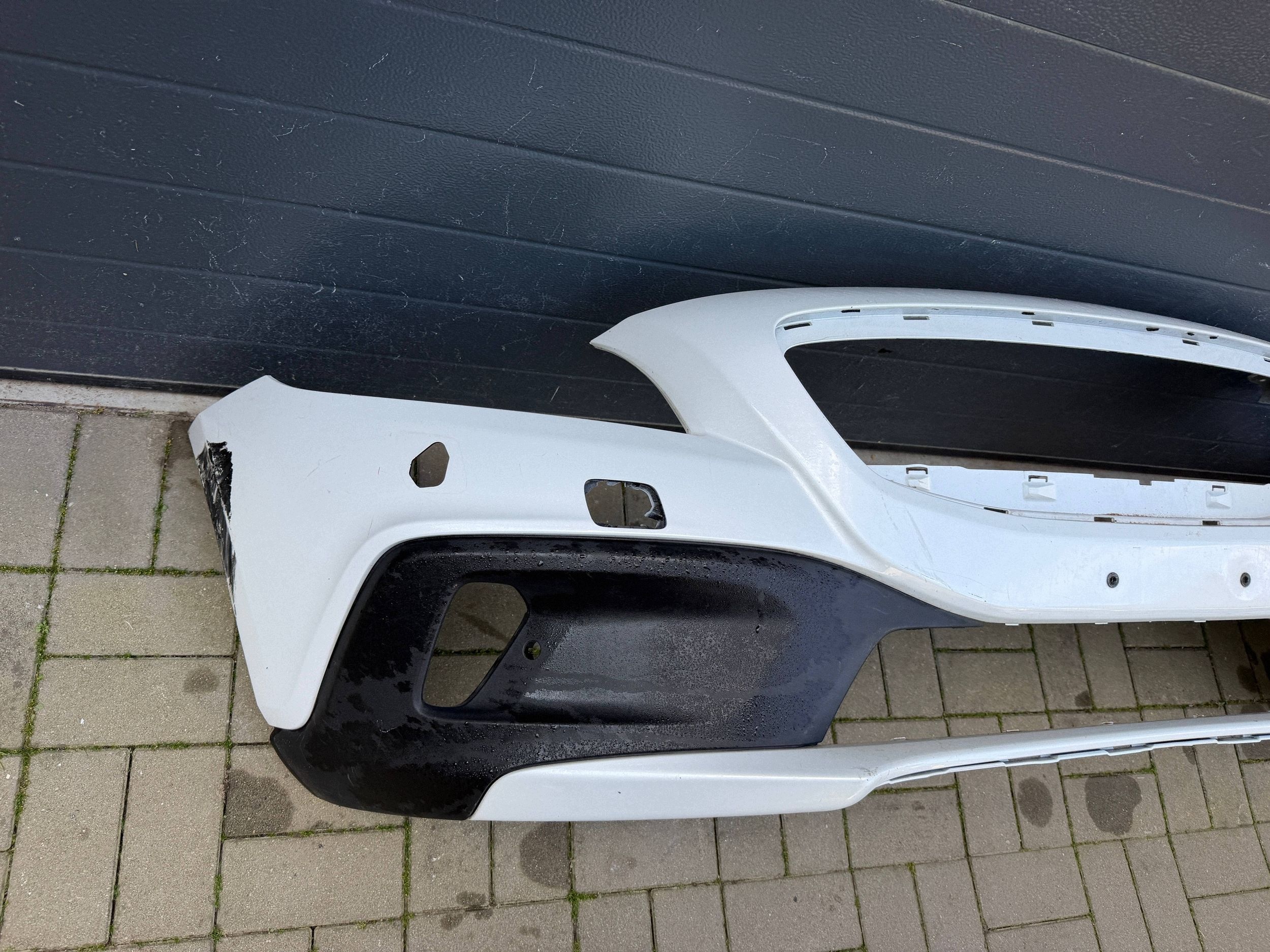 Volvo V40 Cross Country 12- bumper front front