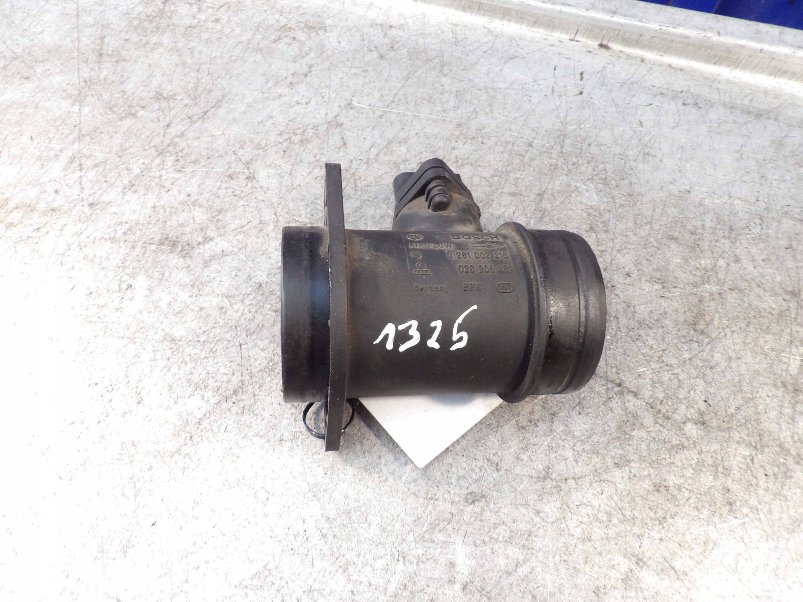 Audi A4 B5 flow meter 0281002216 028906461