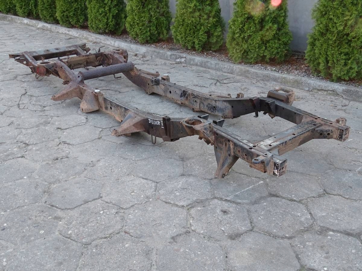 LAND ROVER DISCOVERY II РАМКА # 84