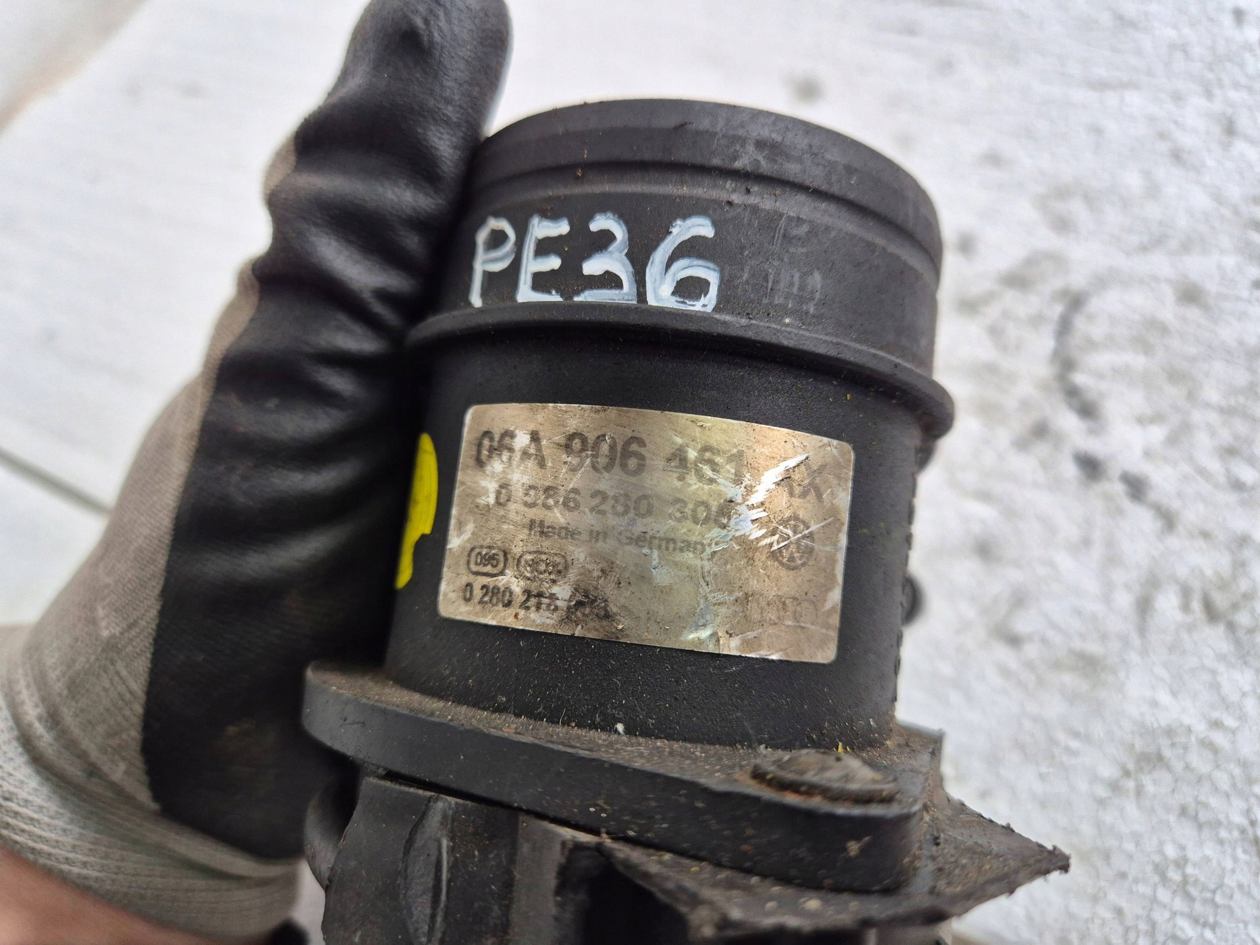 flow meter 06A906461AX Vw Bora Passat B5