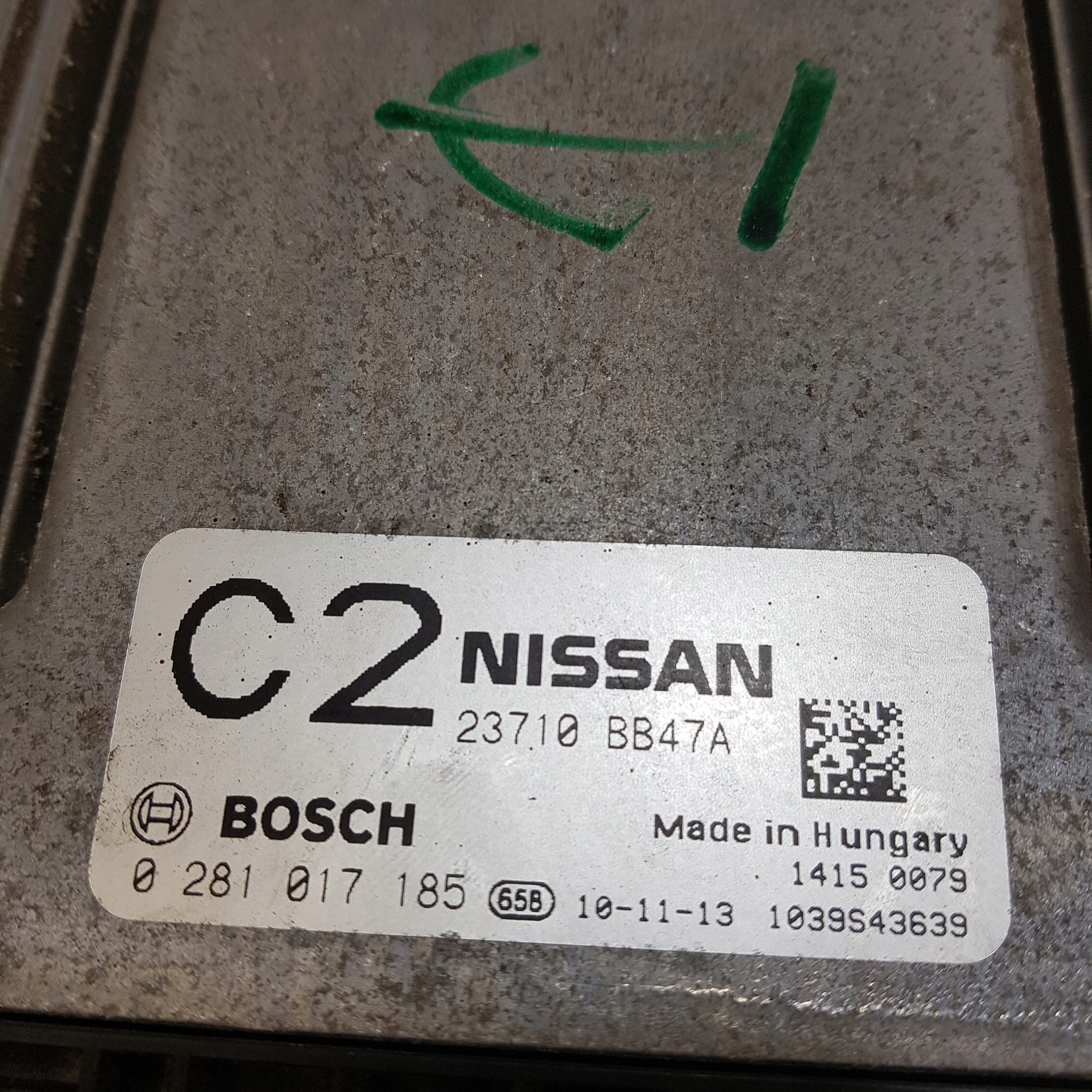 computer of the engine control unit NISSAN QASHQAI 0281017185 23710BB47A