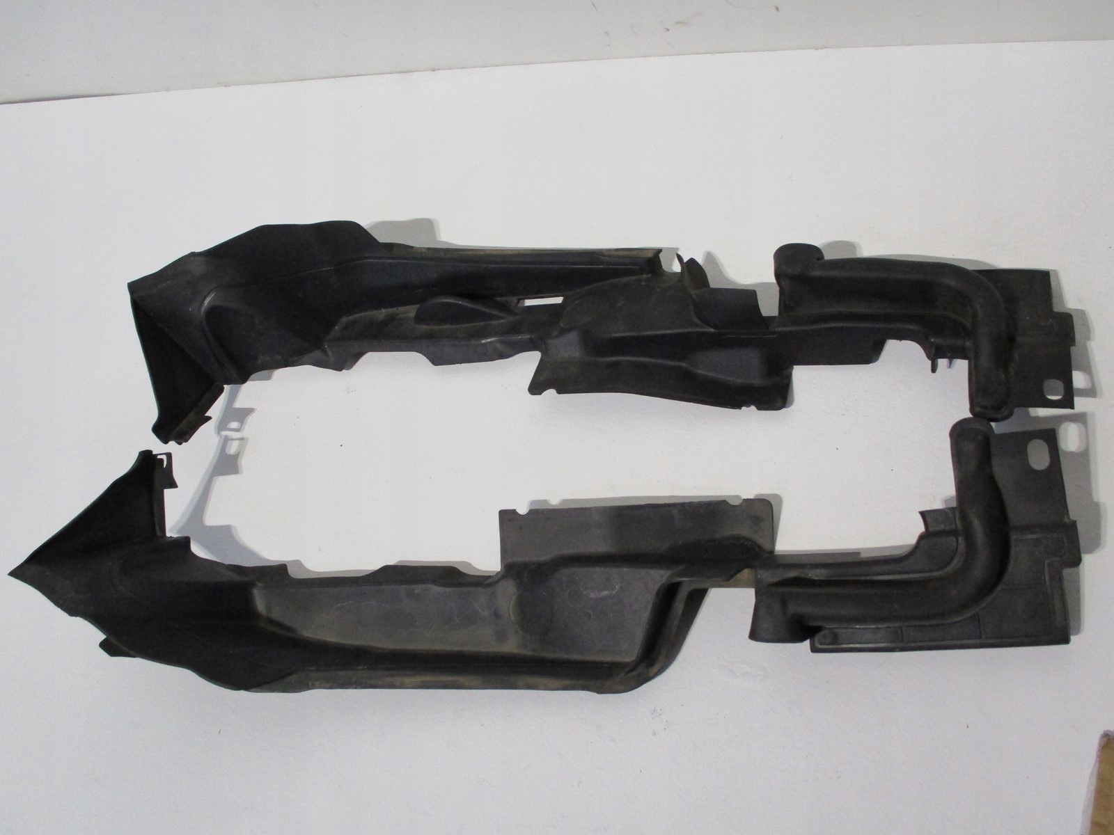 INSONORISATION AILE AUDI A5 8W 8W6821170L