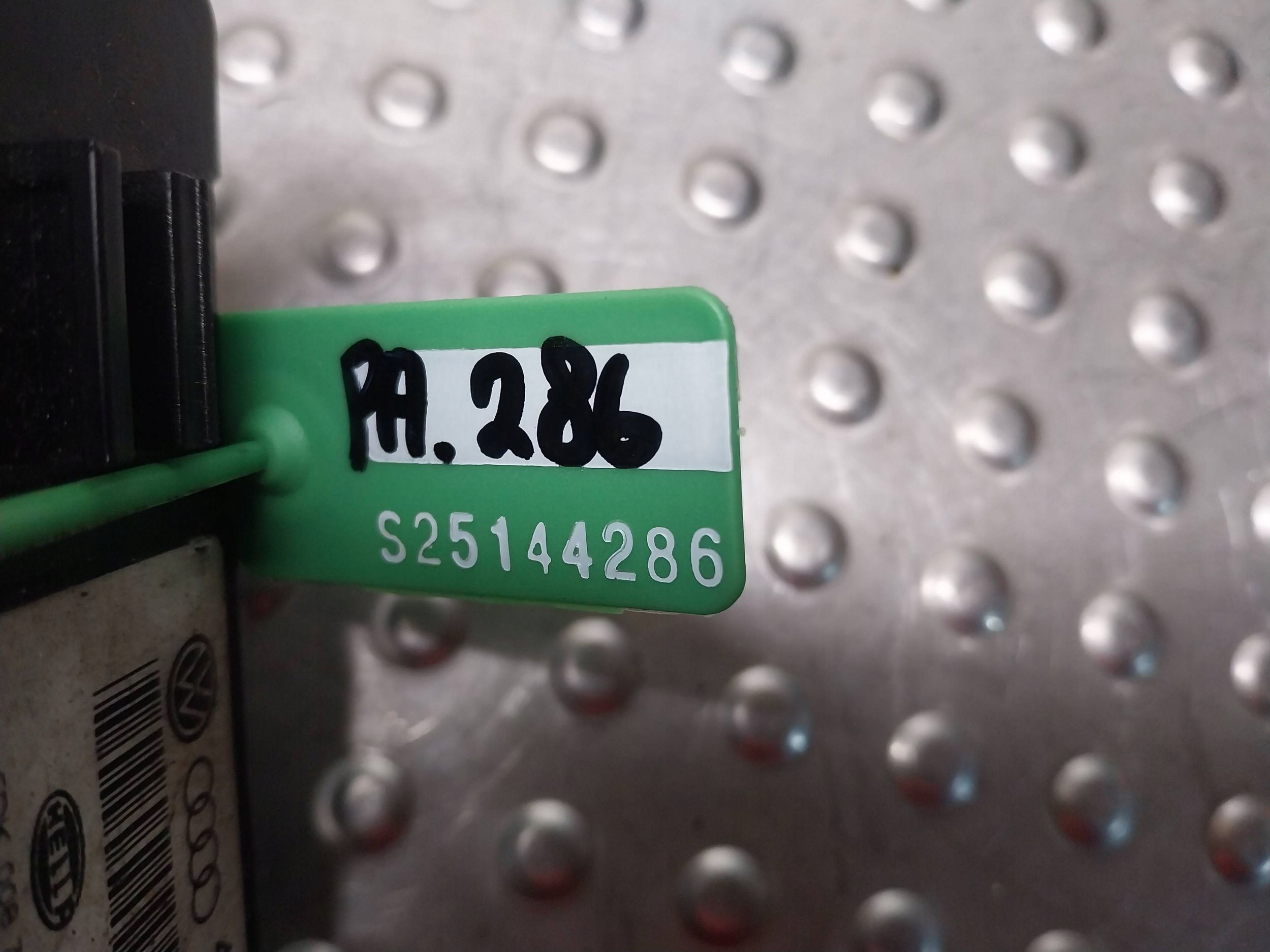 module control unit KOMFORTU 4L0907289C AUDI Q7 4L
