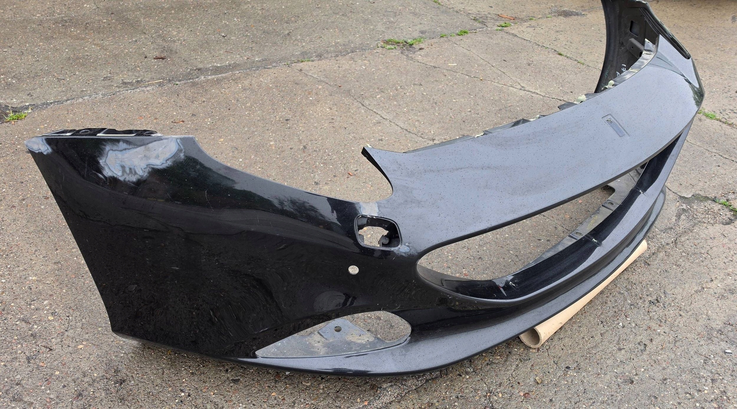 Ferrari California T lift 149M 085079800 front bumper