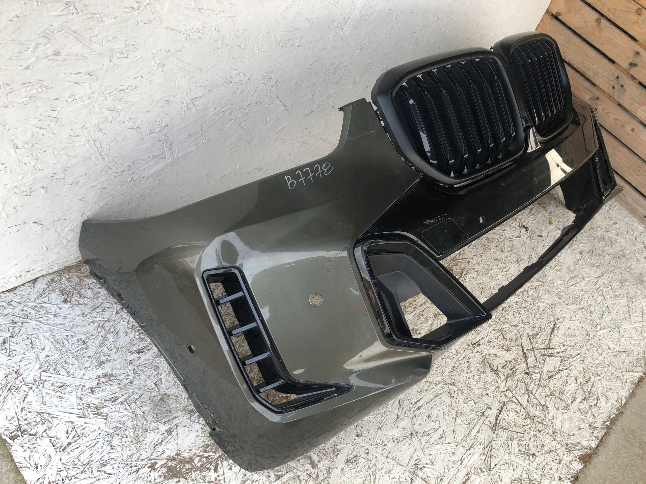 ZDERZAK PRZOD PRZEDNI BMW X5 G05 LIFT LCI 23- + GRILL Producent części BMW OE