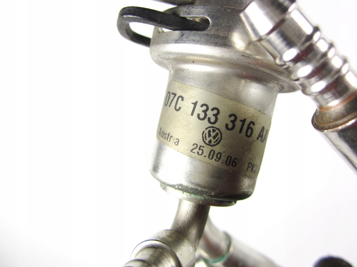 Kraftstoffverteiler Einspritzleiste VW Phaeton Audi A8 D3 W12 6.0