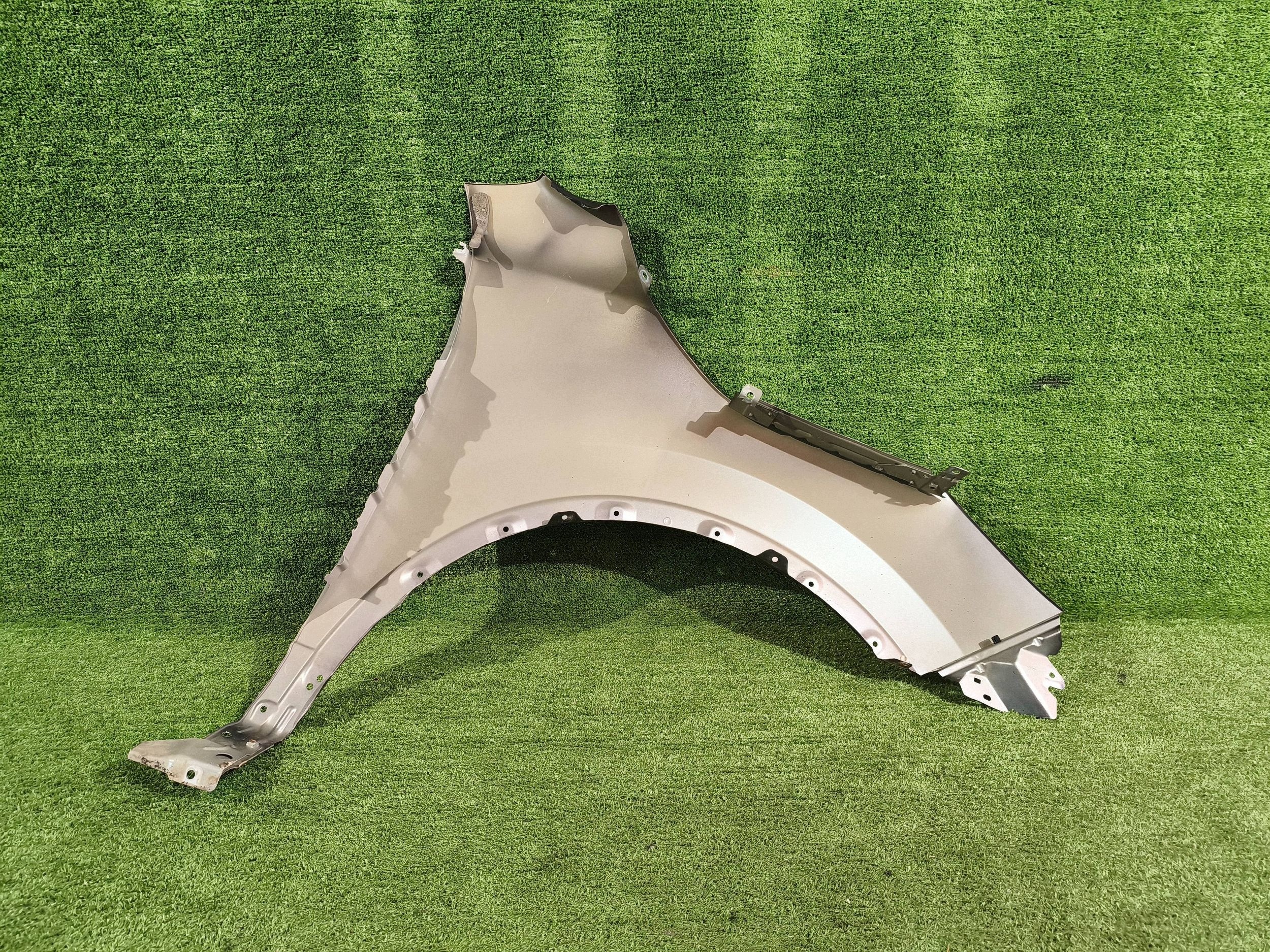 fender front left NISSAN QASHQAI II J11 NR.787
