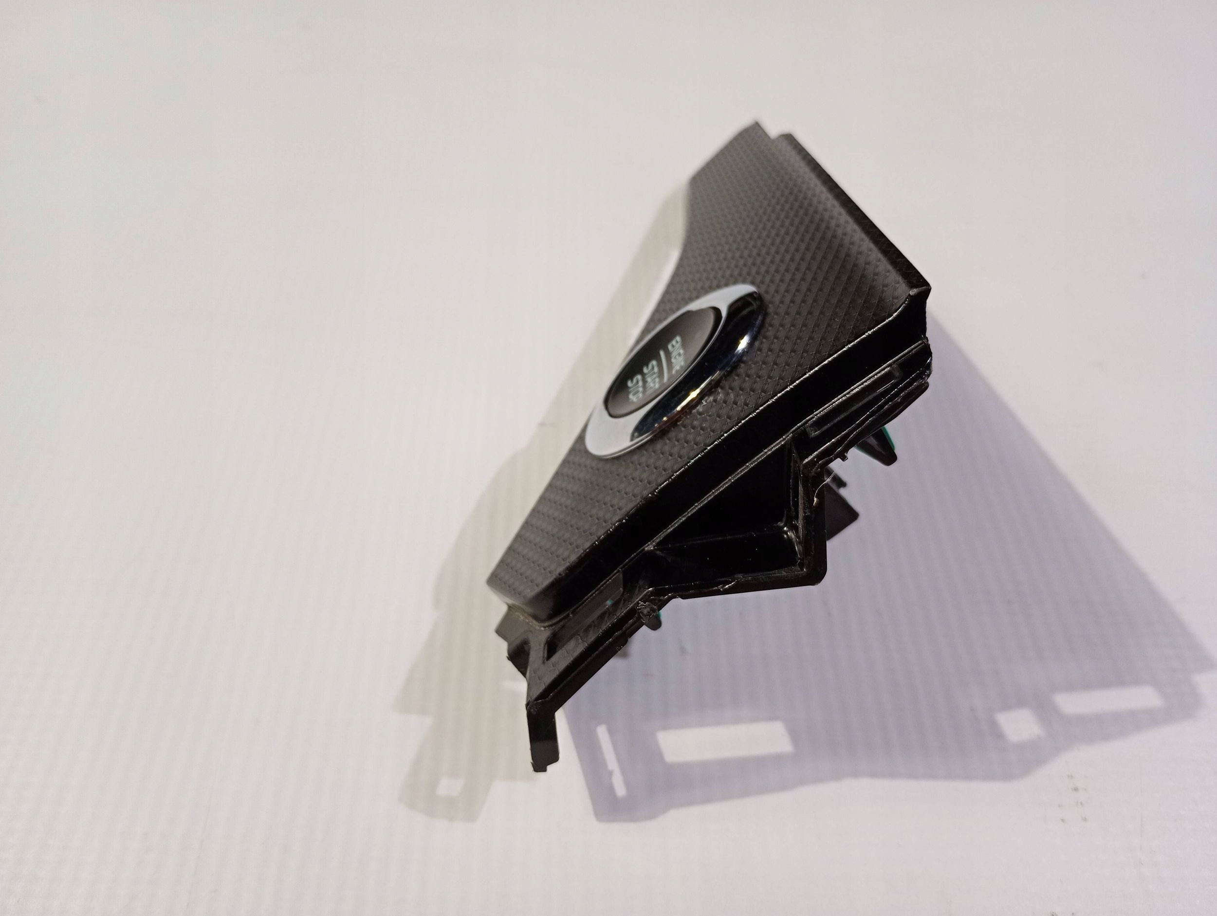 button Start-Stop zaplon dekor Ford Explorer VI 3.0 ST 2020