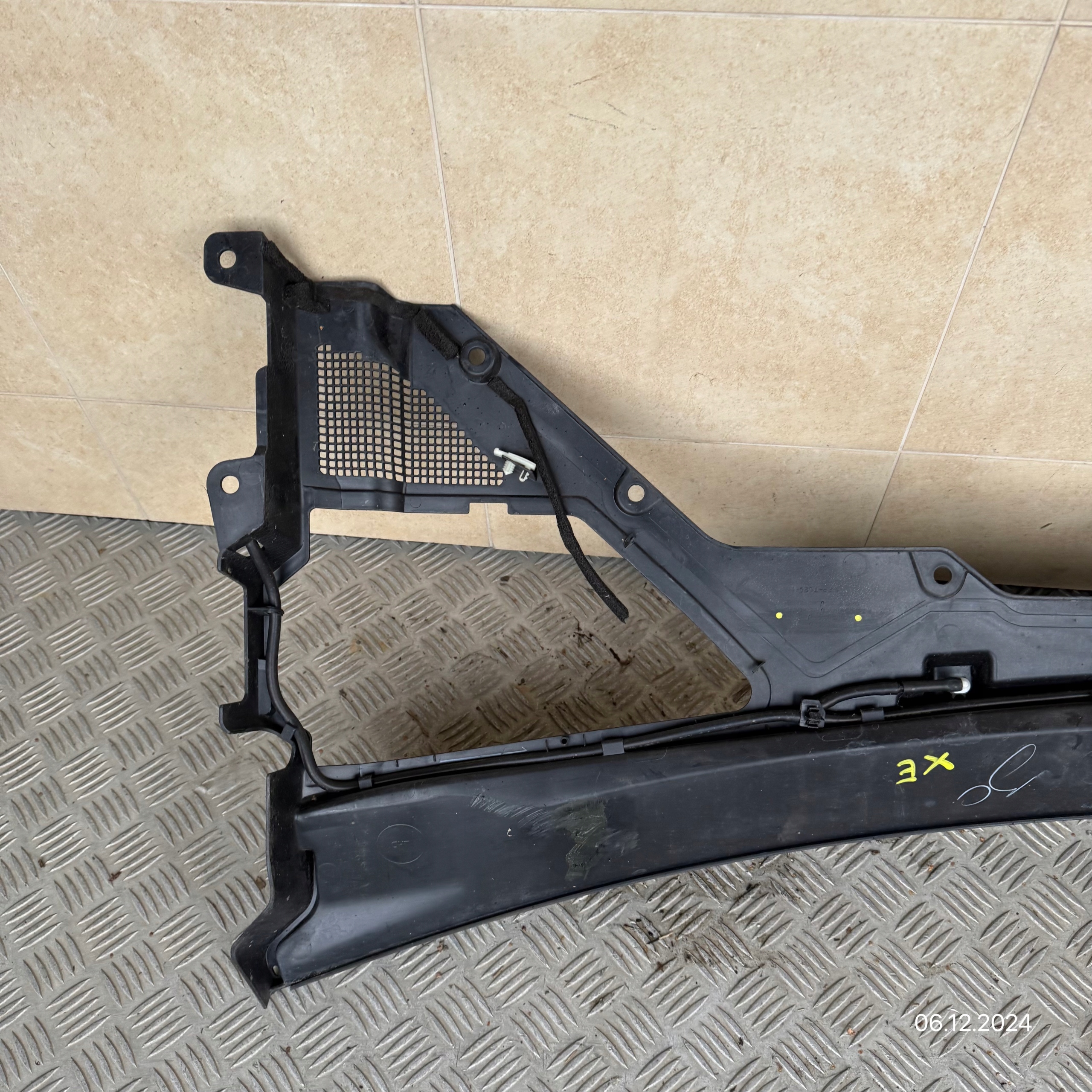 torpedo complete JAGUAR XE GX73-4105-AJ