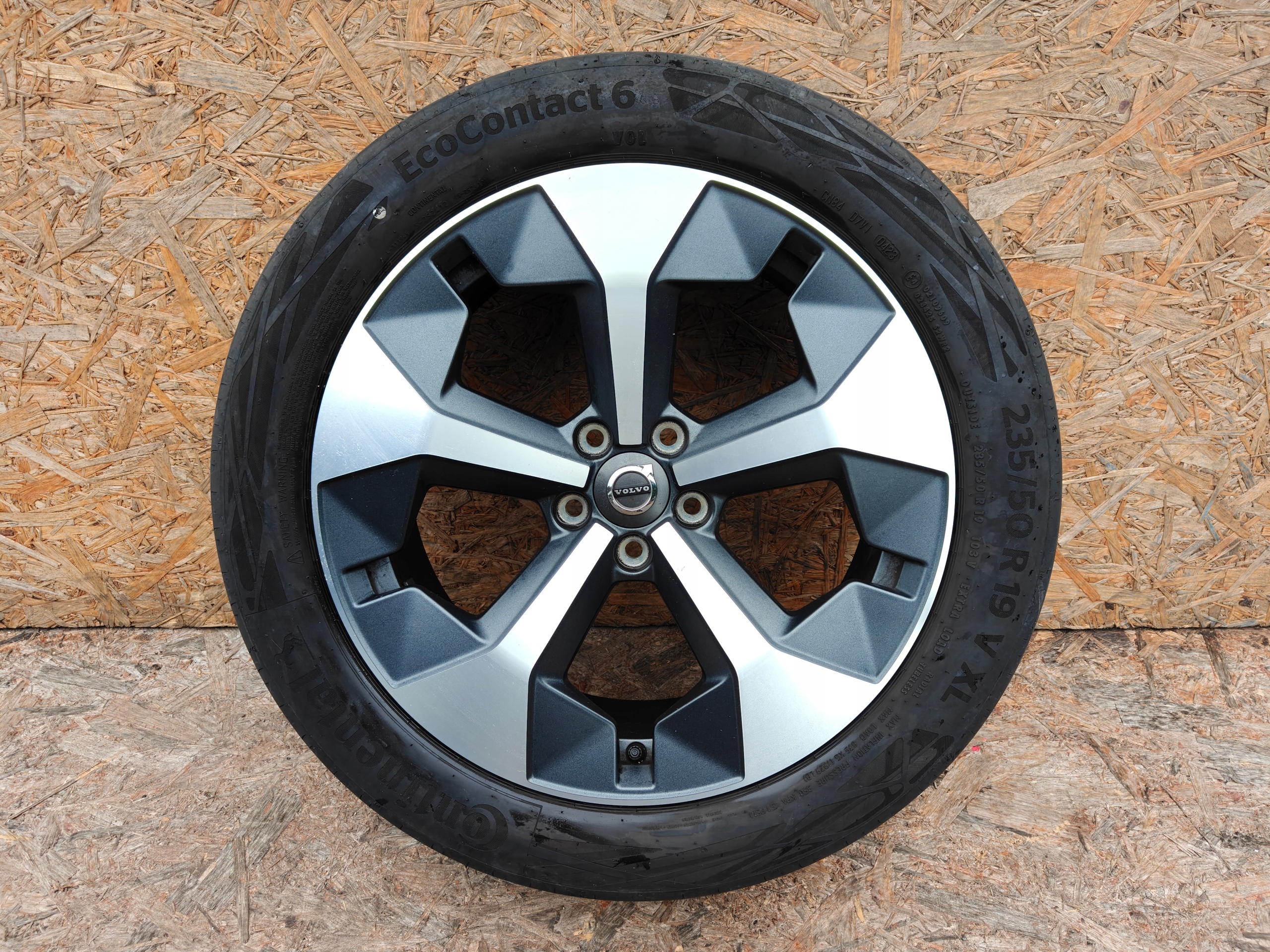 wheels discs VOLVO XC40 CONTINENTAL 7.5Jx19 ET50.5 235 50 R19
