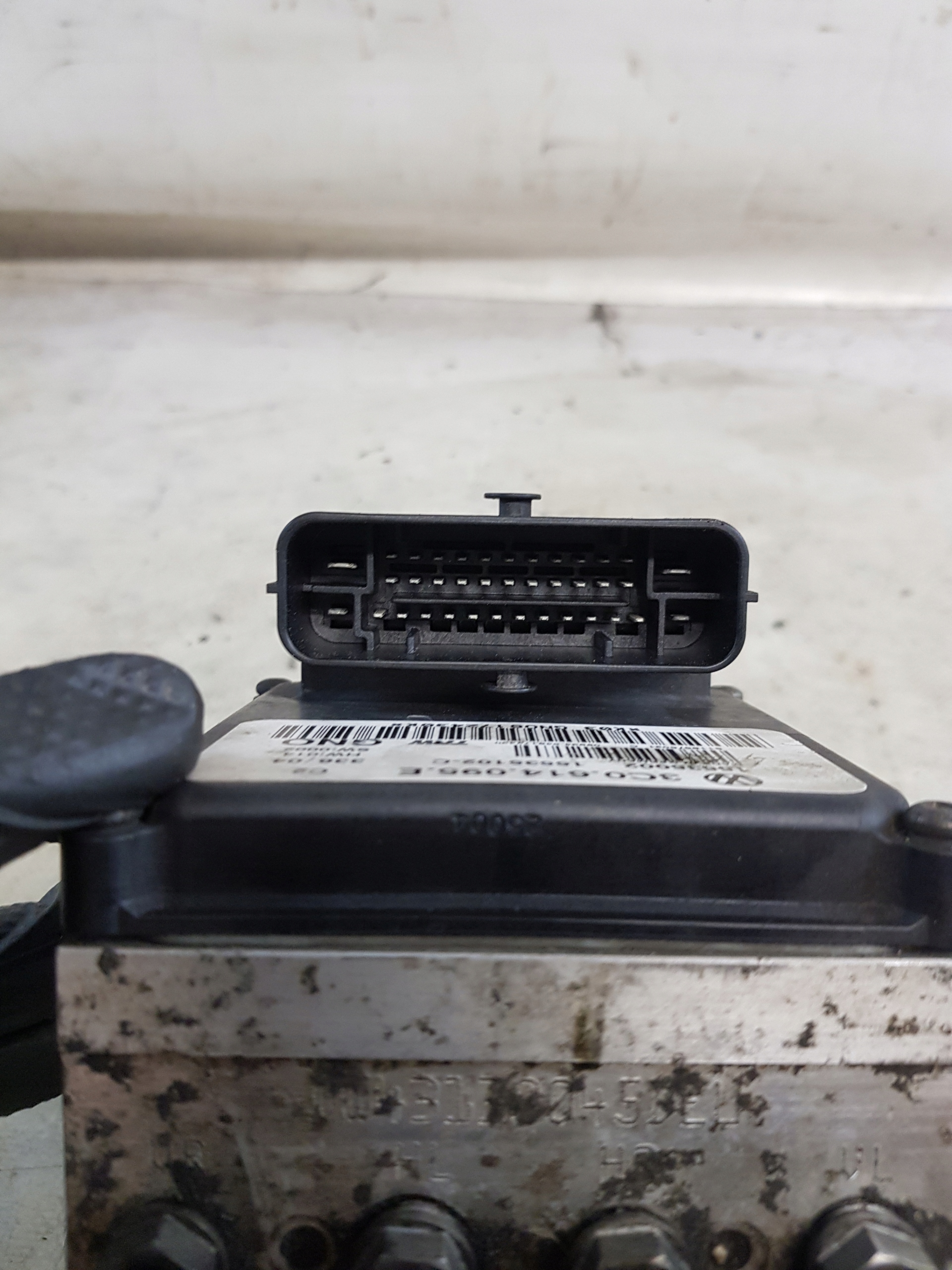 pumpa ABS PASSAT B6 2.0 TDI OE 3C0614095E