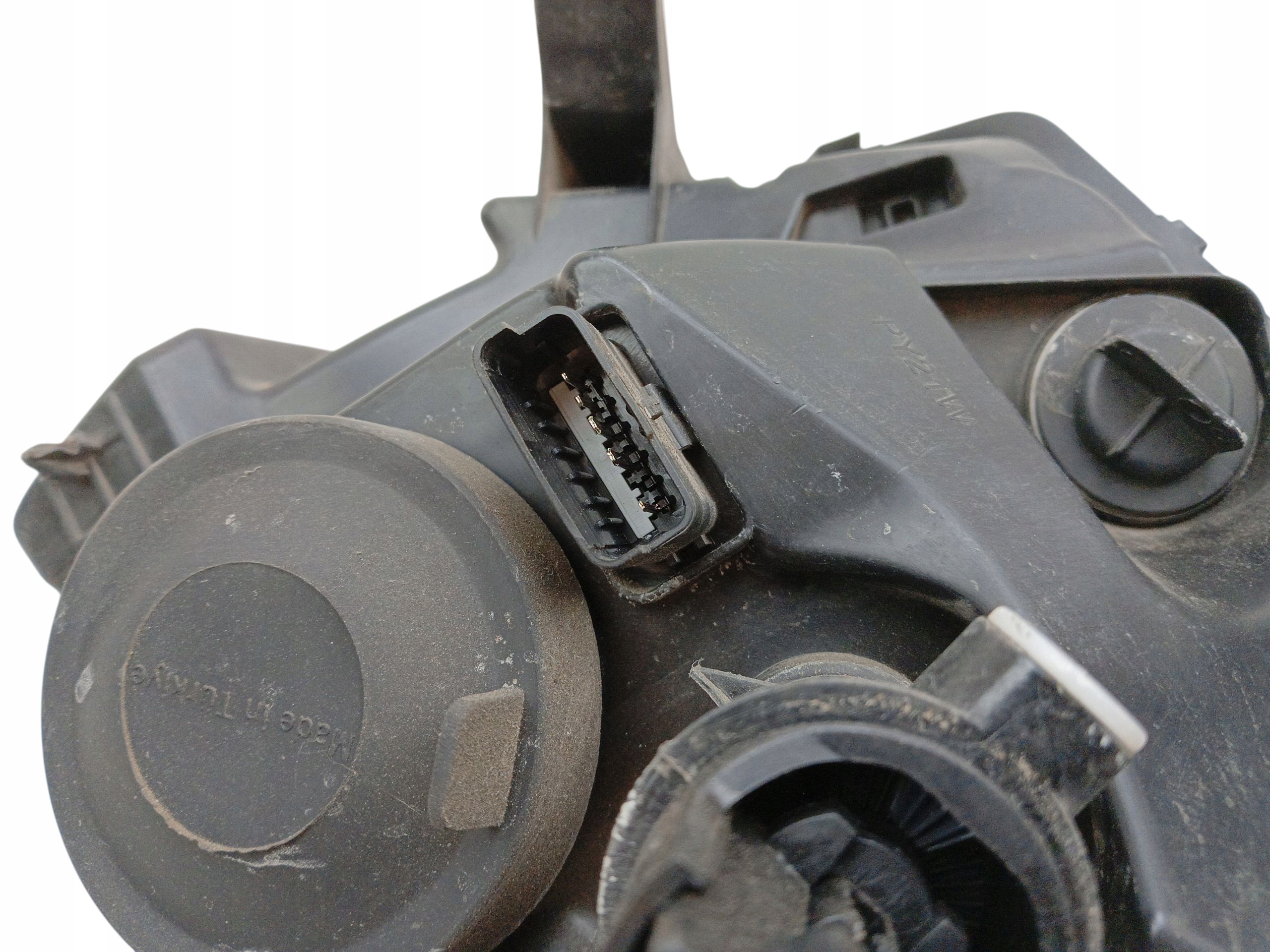light REFLEKTOR right front DACIA DUSTER and (10-13) EUROPA
