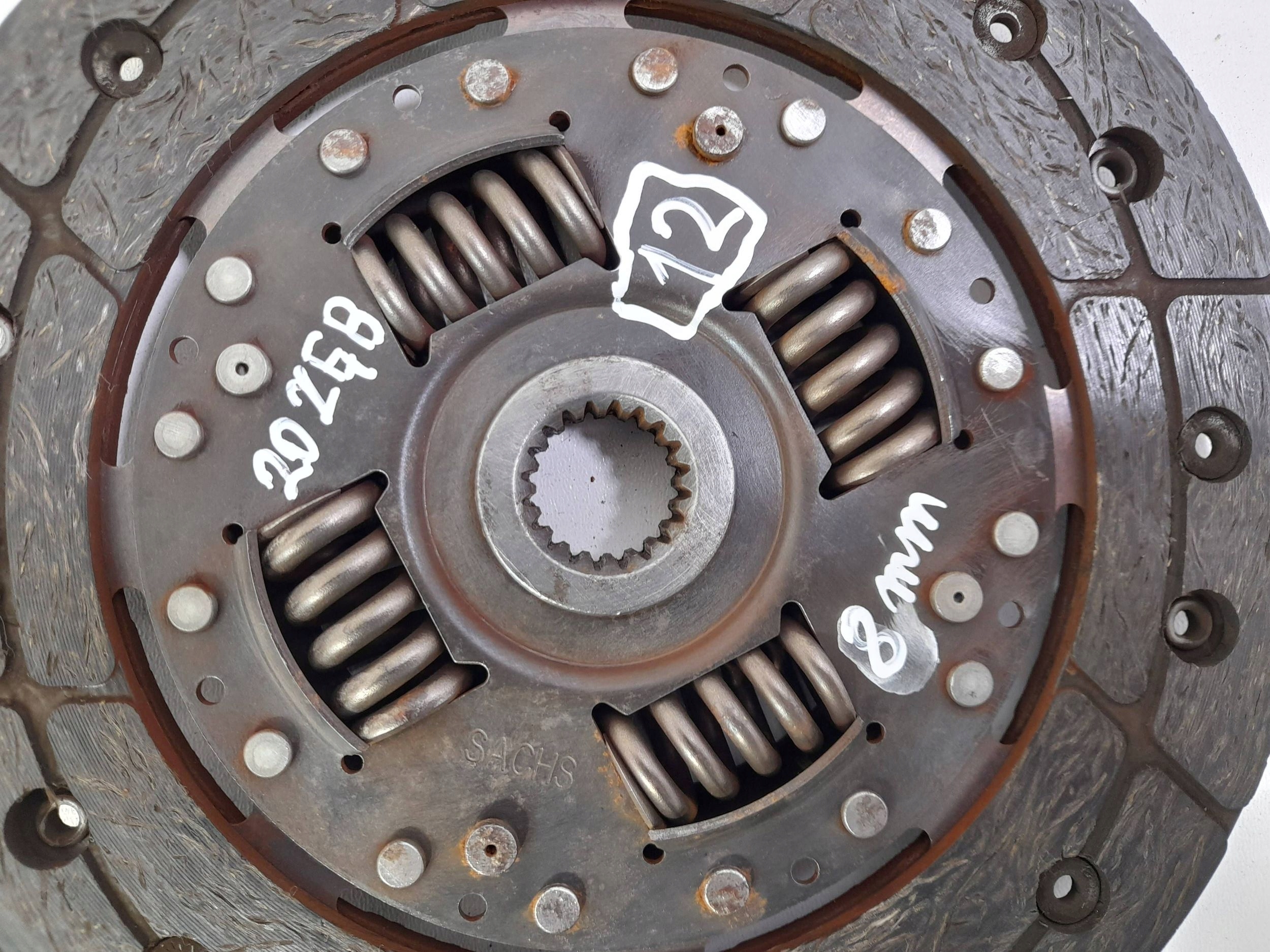 Mazda 3 BL 1,6B Disque Embrayage 8V617550F1A (12)