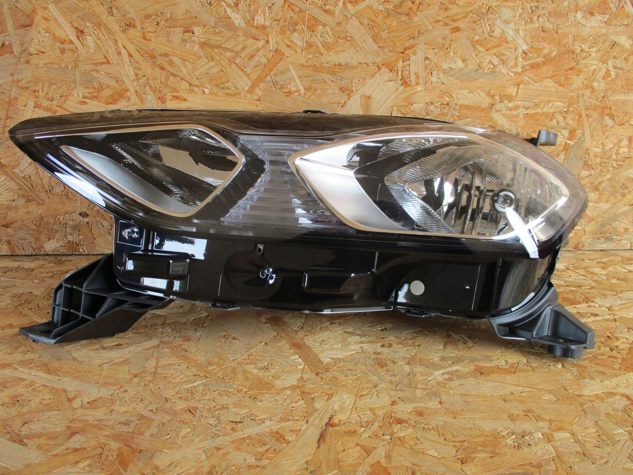 light front front left CITROEN DS3 CROSSBACK