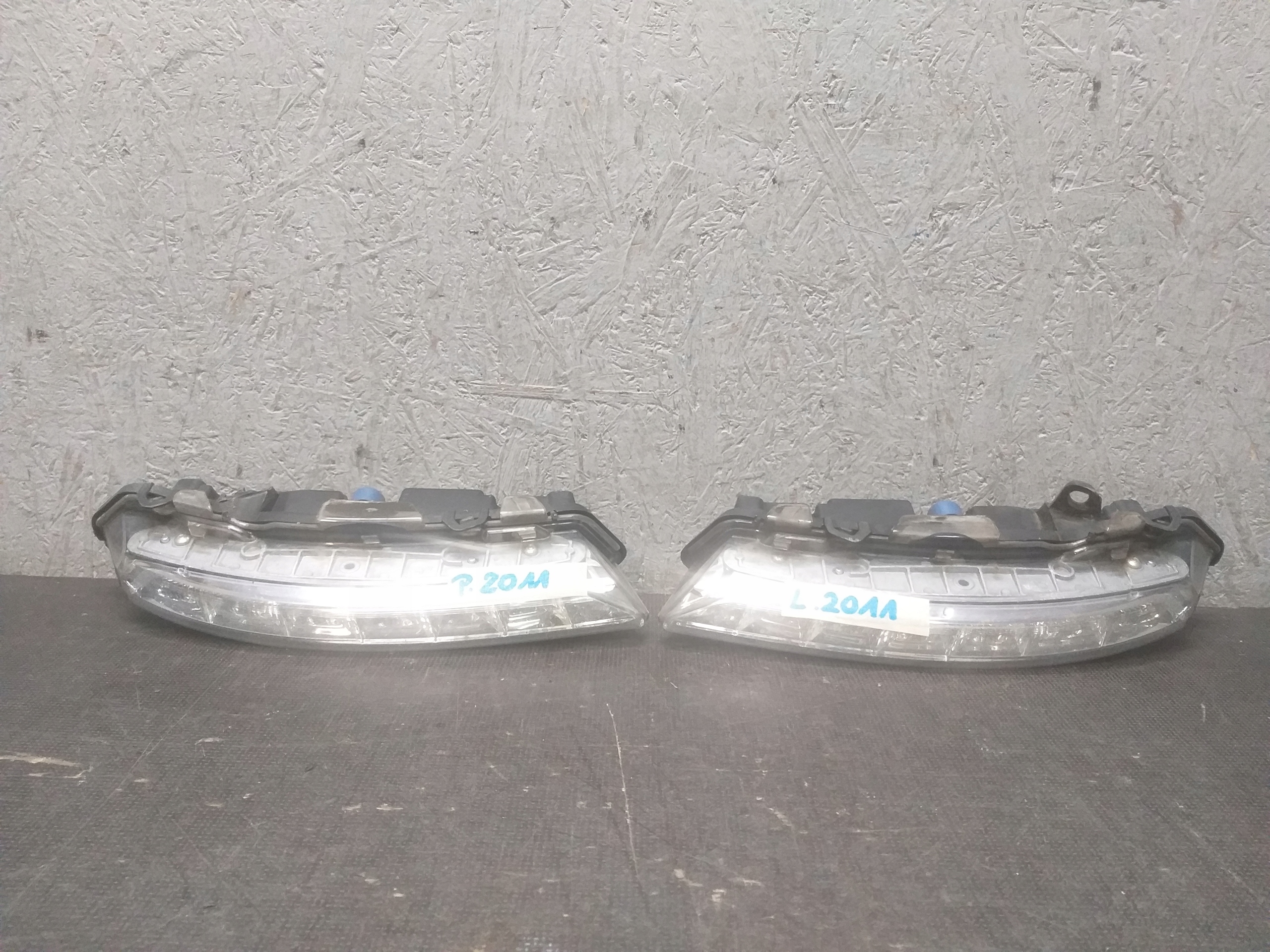 fog light left right MERCEDES S KLASA W221 LED A2218201856 A2218201756