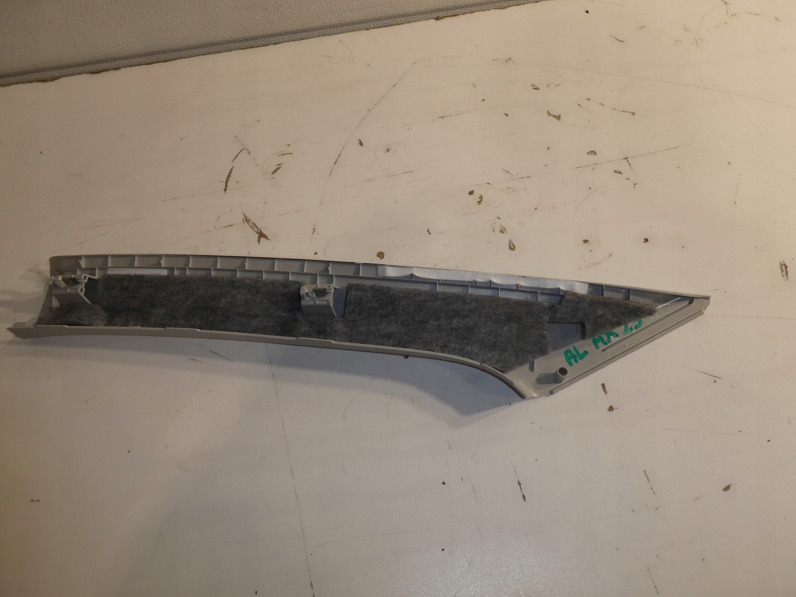 cover side SLUPKA right SKODA FABIA 6V0867234