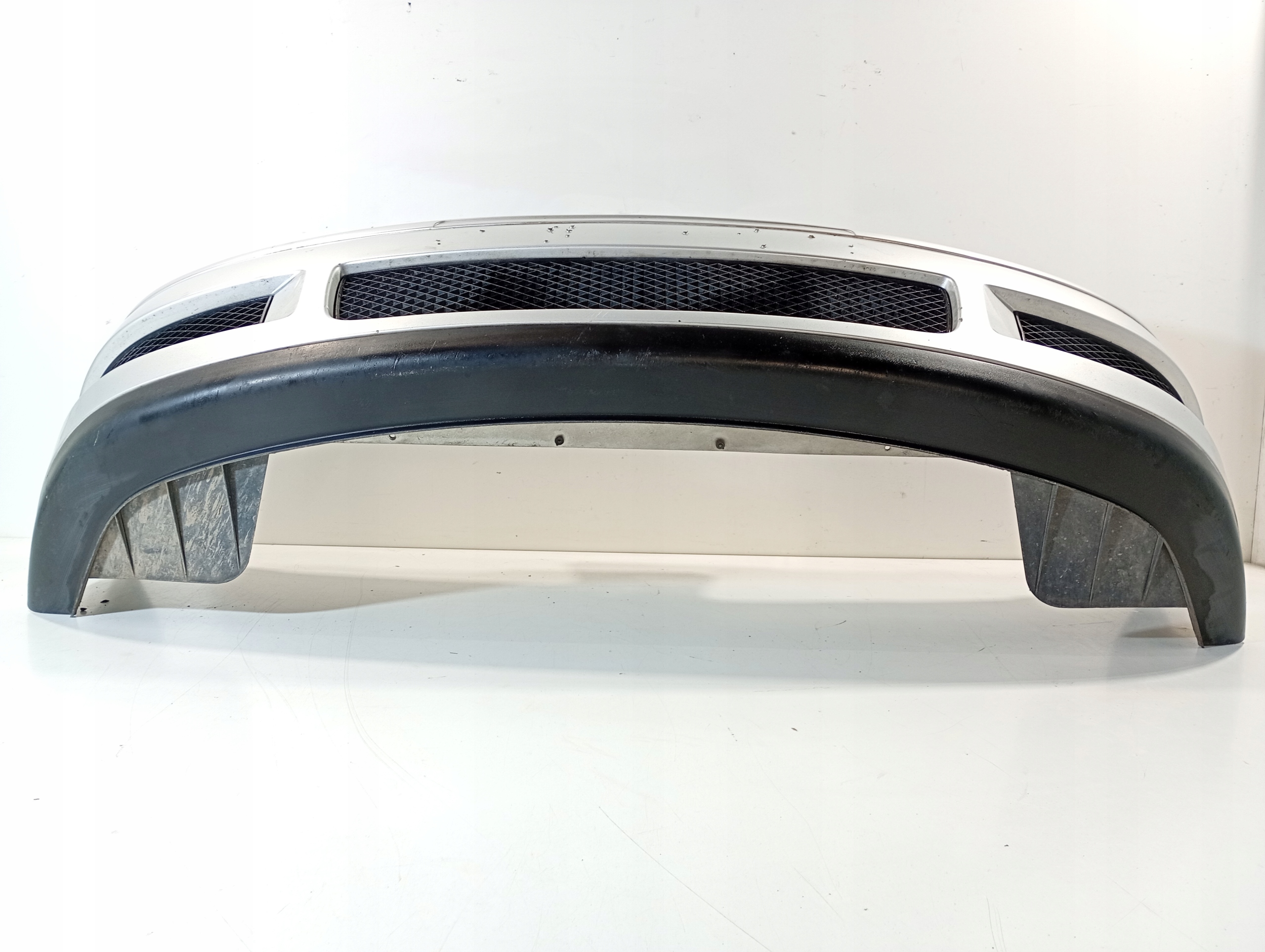 VW POLO 3 III FL 99-01 front bumper front kod lakieru LA7W