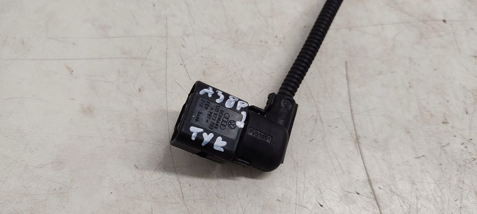 bundle wiring PDC rear part Audi A3 8P LA7W