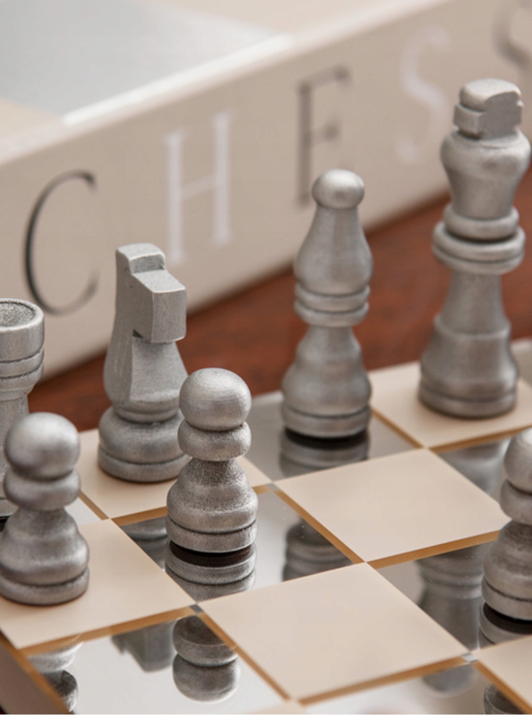 SZACHY – MIRROR PRINTWORKS Rodzaj szachy z tworzywa