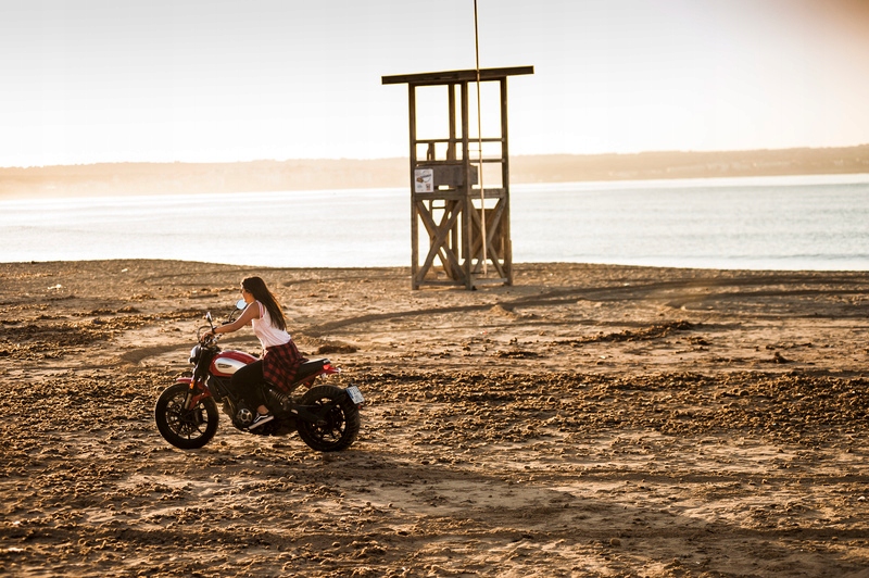 Jeansy Motocyklowe BROGER California Navy W28L30 Rozmiar 28/30