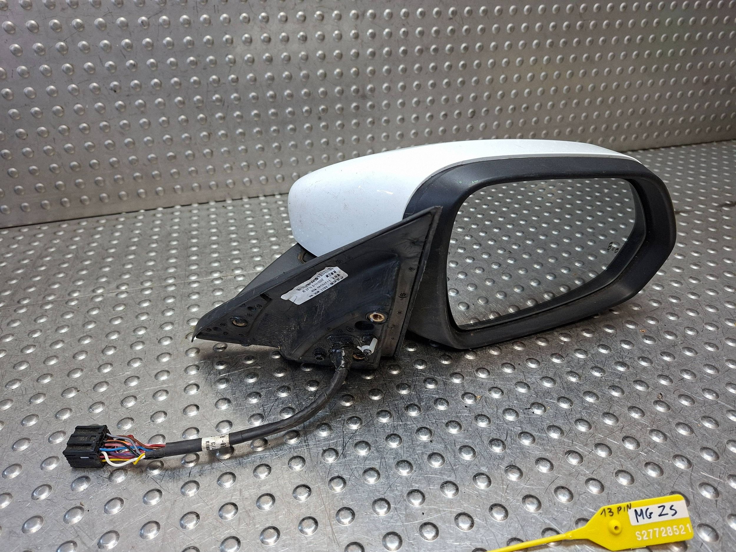 mirror right MG ZS 17- KAMERA 13 PIN EU 11370240