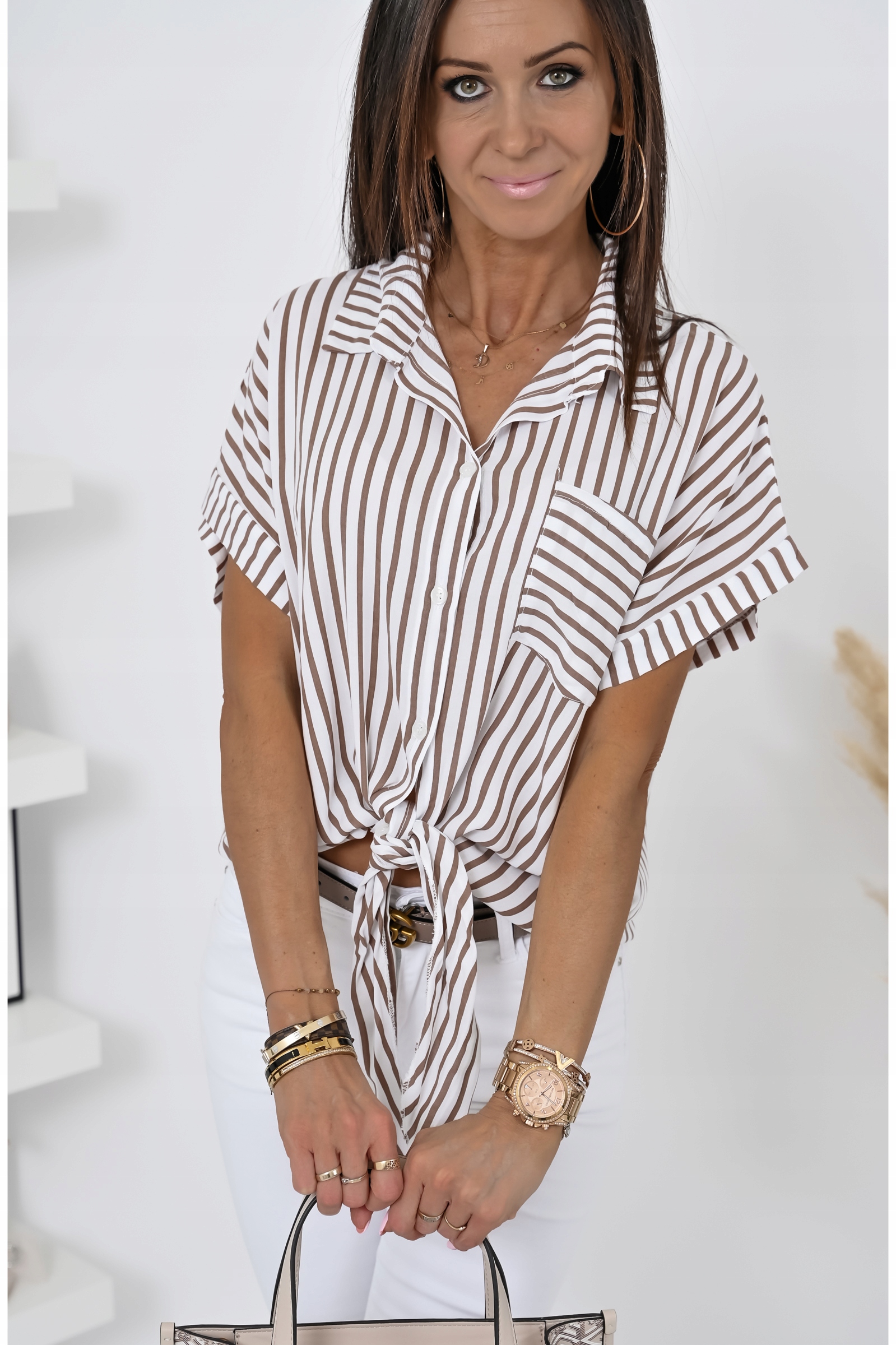 CASUALOWA LEKKA KOSZULA W PASKI WIĄZANA NA DOLE! WZ.1 Dekolt kołnierzyk