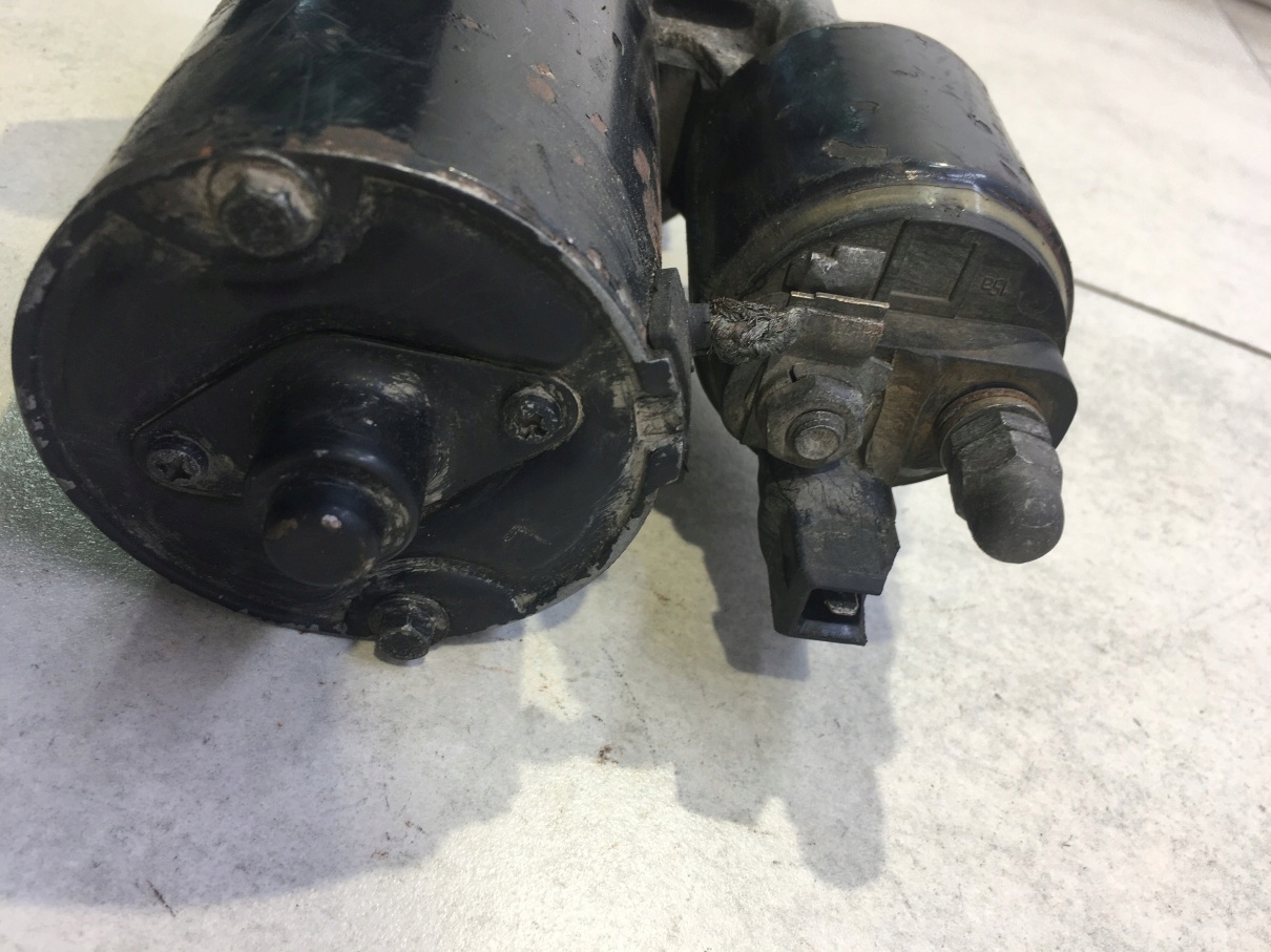 starter GOLF IV 1.4 16V 0001121006