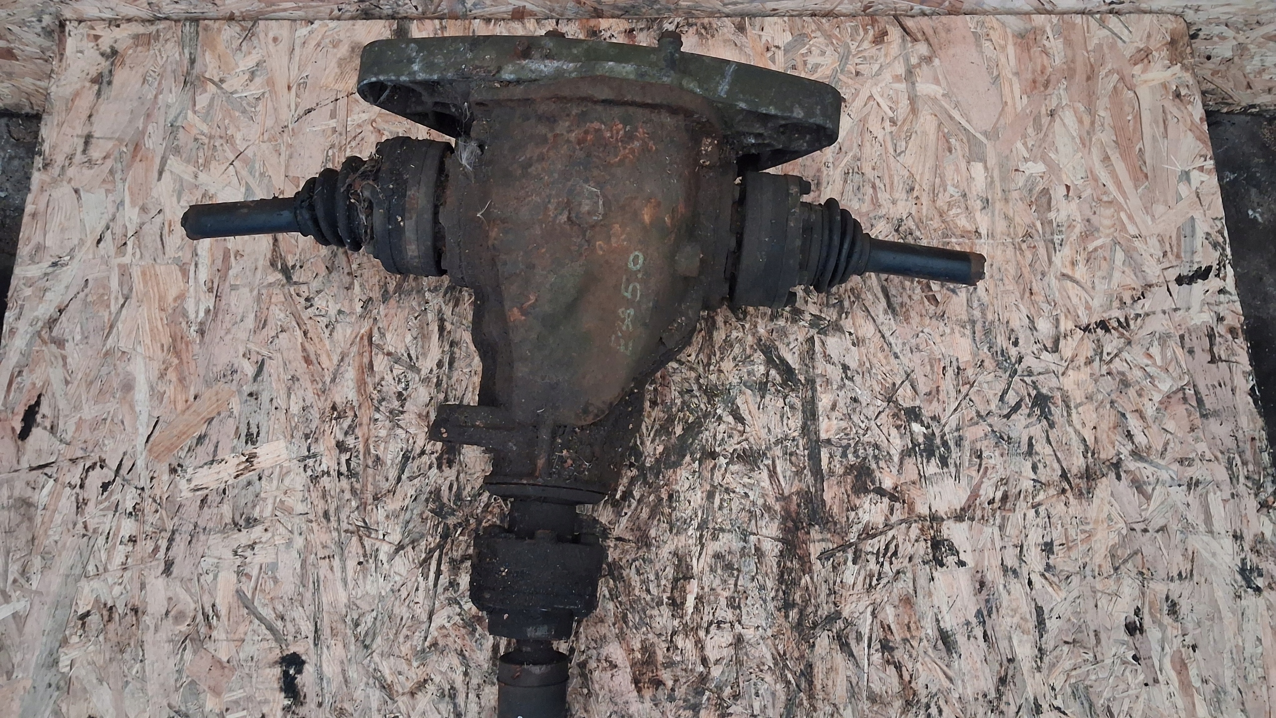 rear differential diff BMW E38 750i 5.0 V12 2.81 M73B50 GDANSK