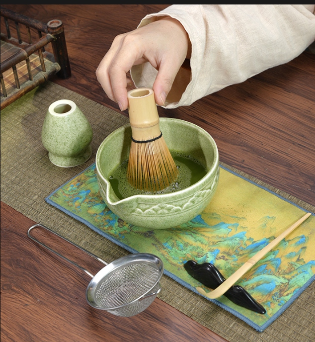 Zestaw do matchy ceramika z wylewką i miską ciemnozieloną R13