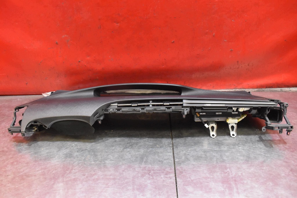dashboard instrument panel console cockpit airbag EU TOYOTA PRIUS 3 III XW30 09-11