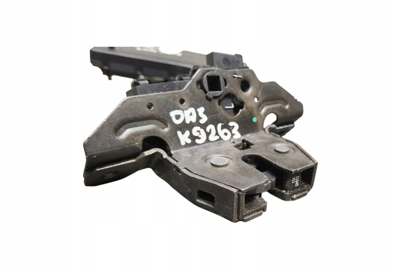 lock bonnet boot Opel Astra J 2011 13578941
