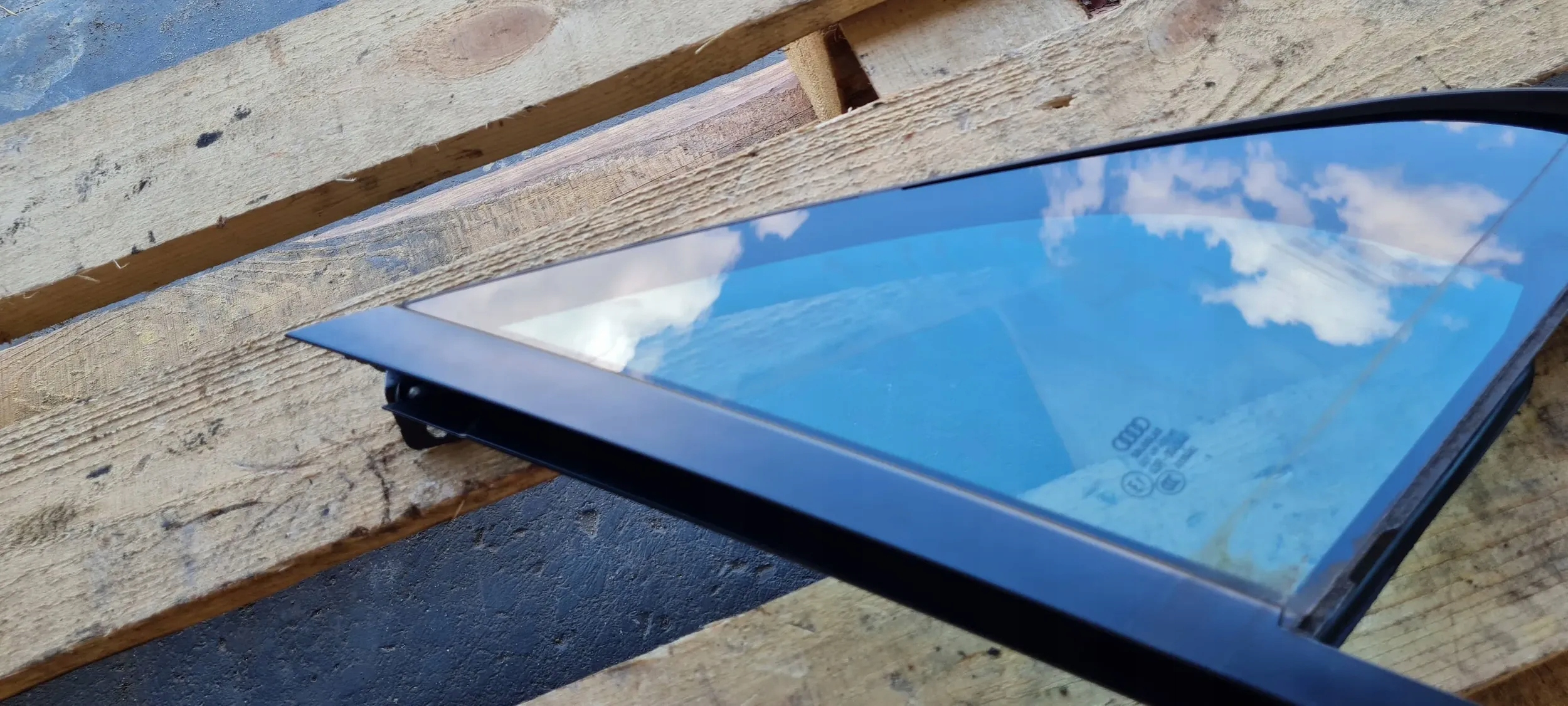 Q7 4M II window side door right right front 16R 4M0845114